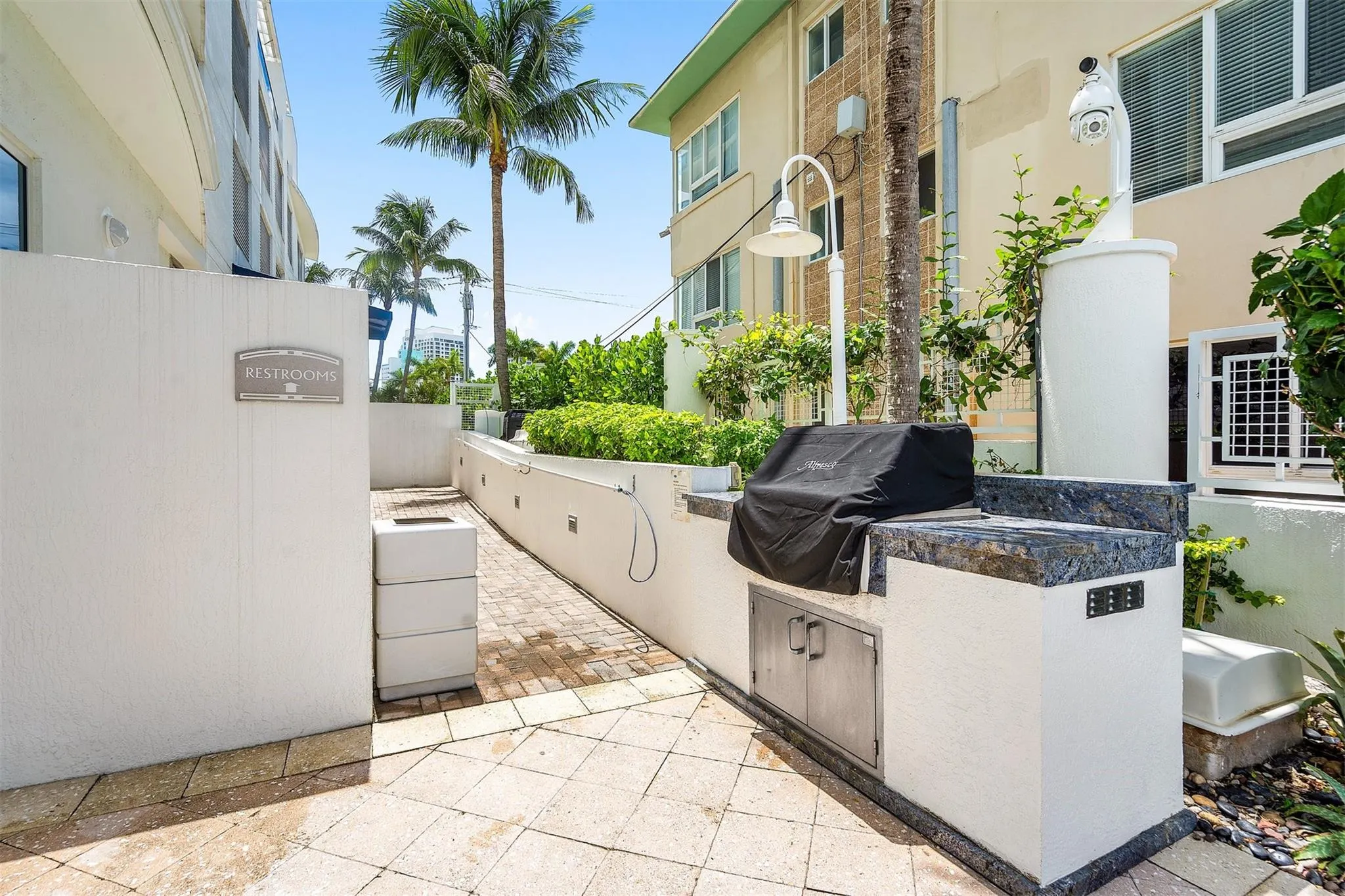 715 Bayshore Dr, #1004