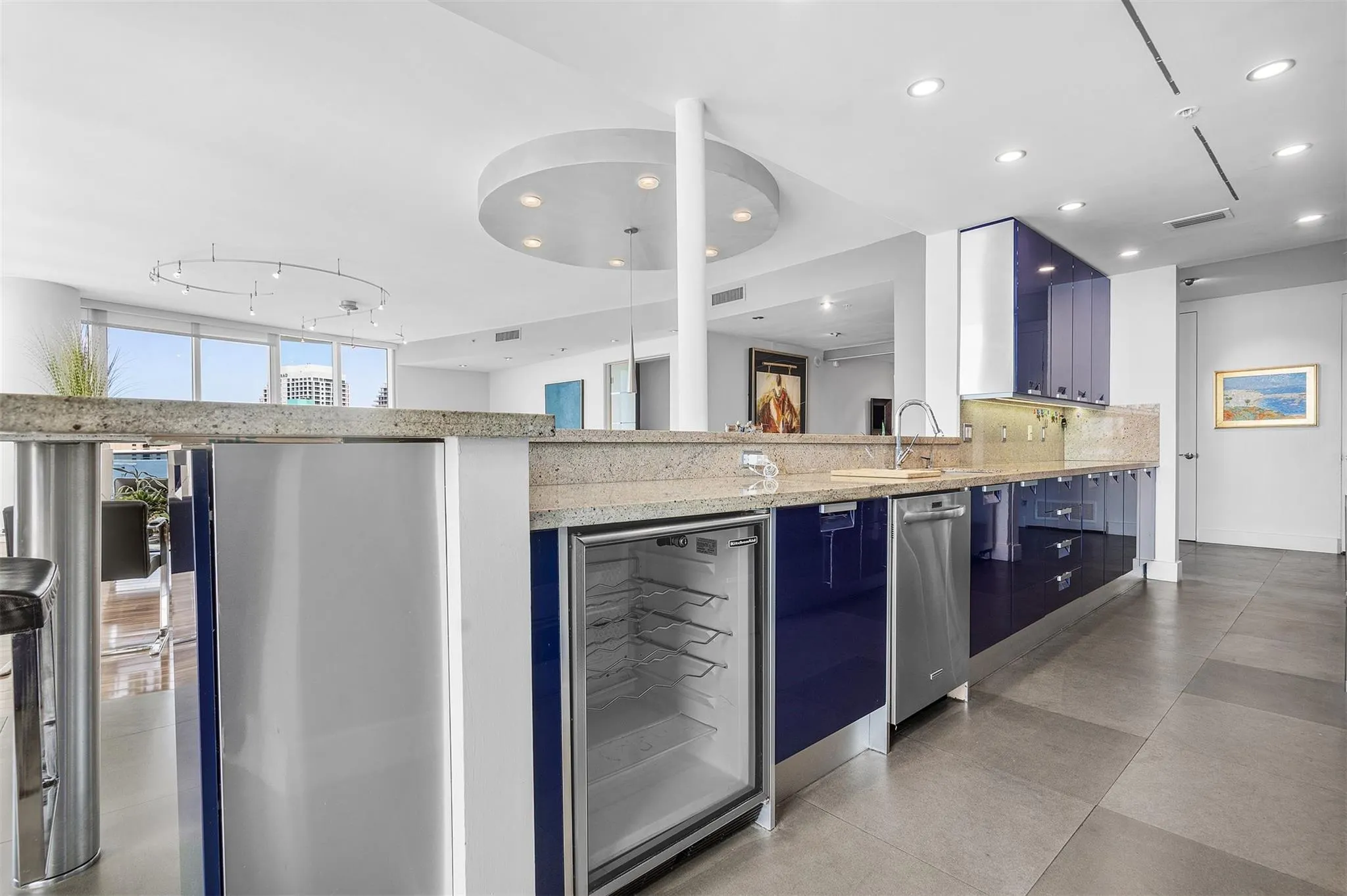 715 Bayshore Dr, #1004