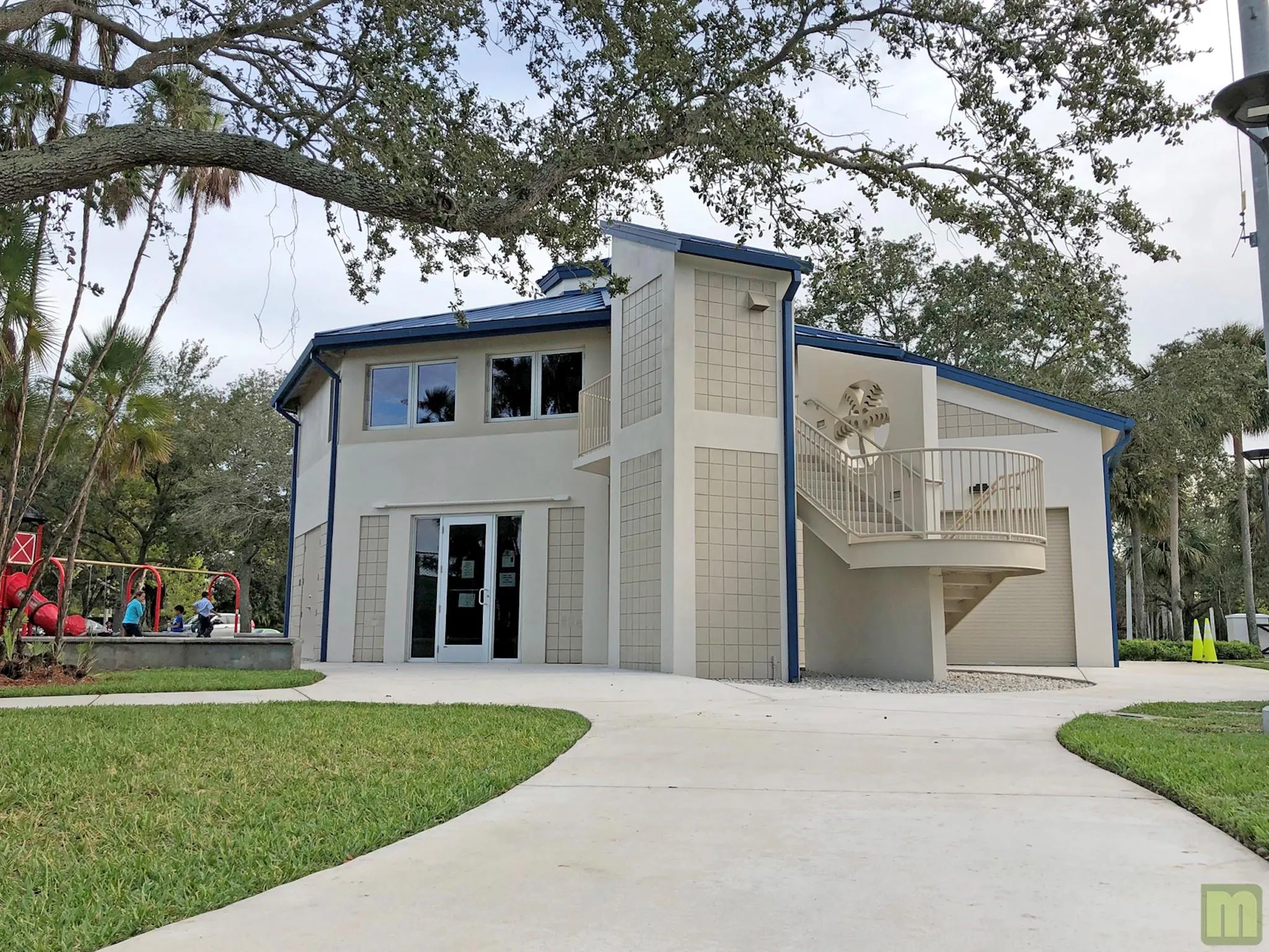 4331 NW 10th St