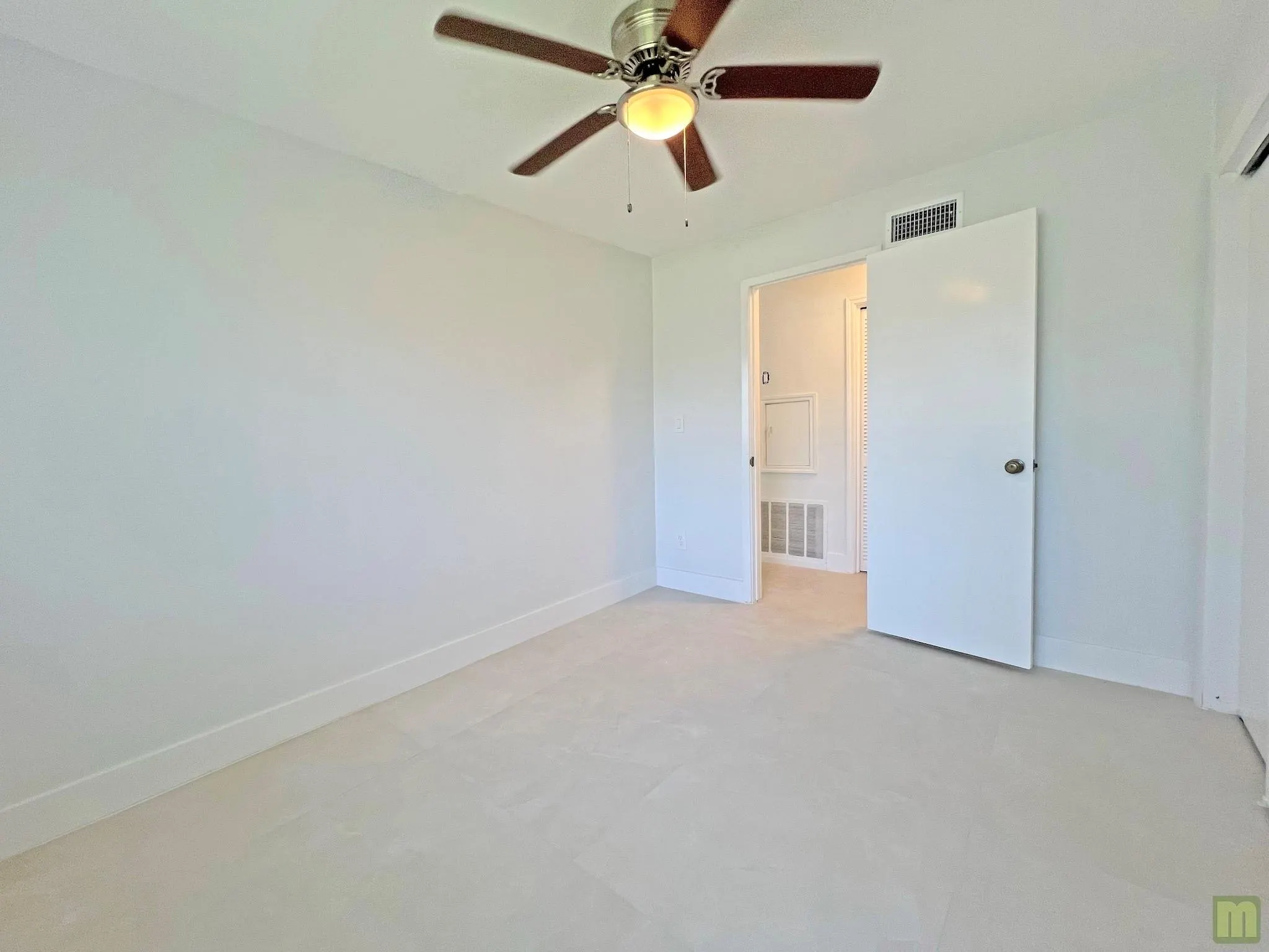 4331 NW 10th St