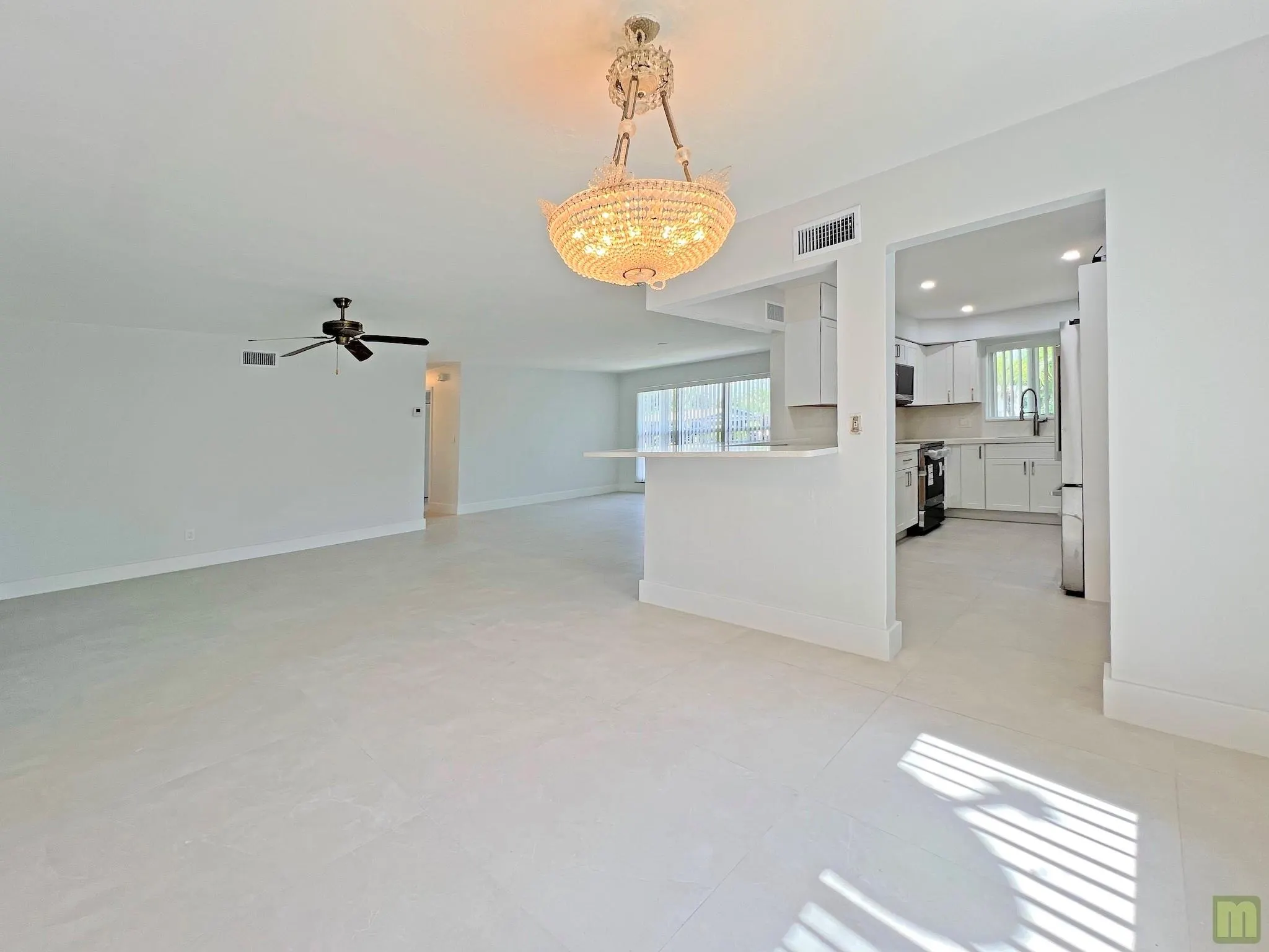 4331 NW 10th St