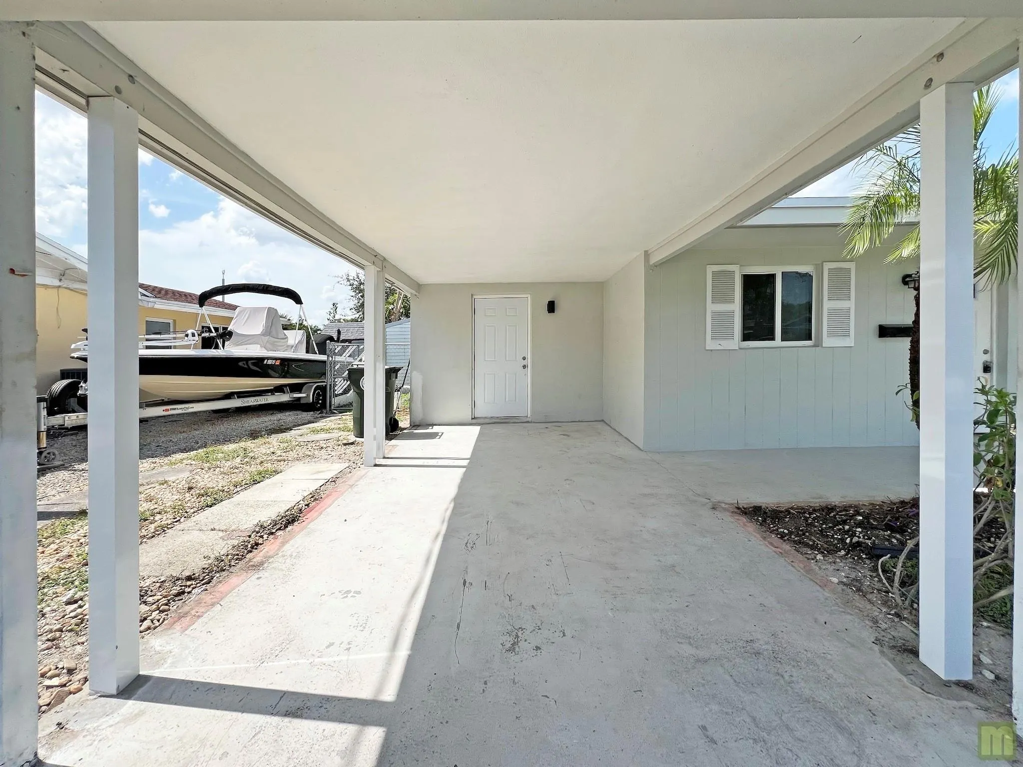 4331 NW 10th St