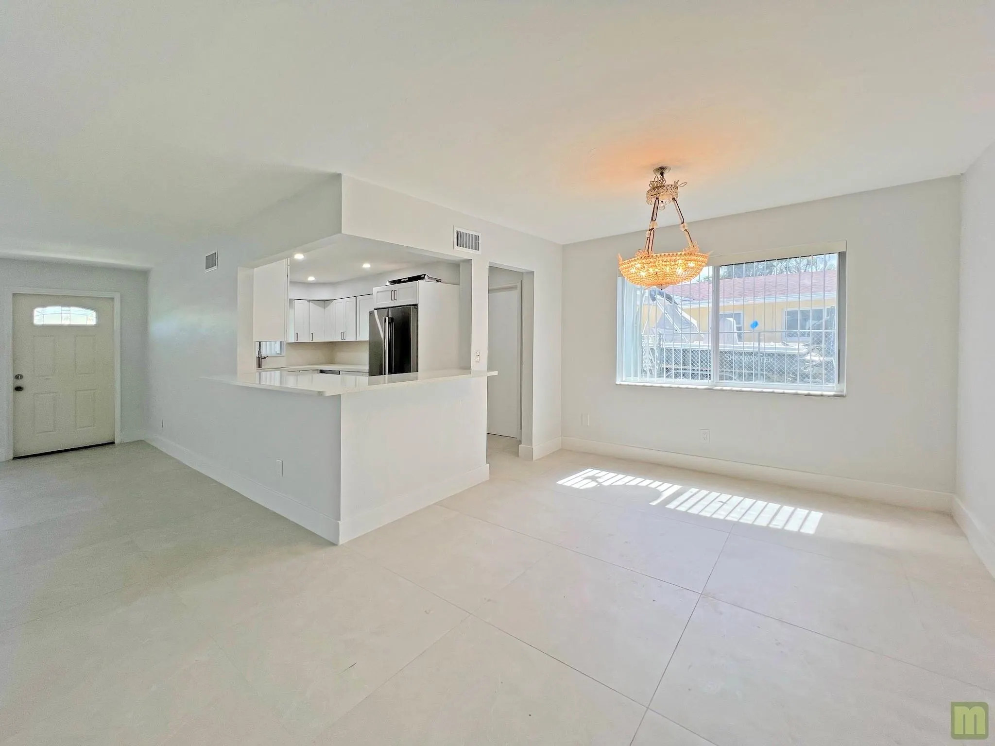 4331 NW 10th St