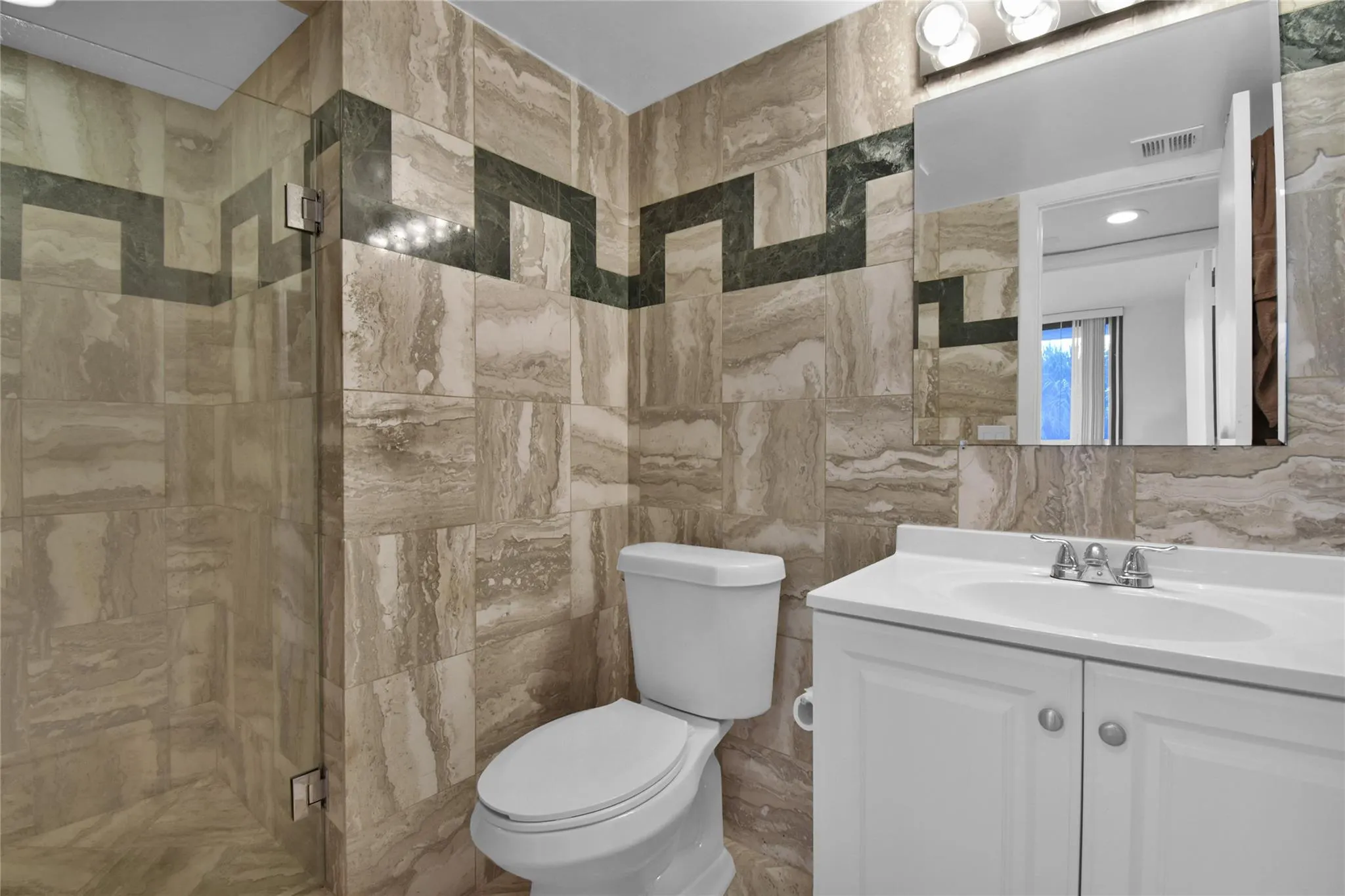 4201 N Ocean Dr, #301