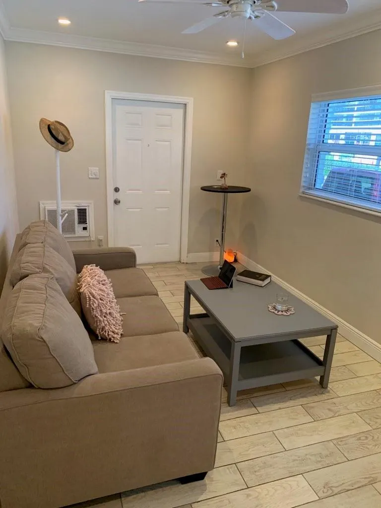 2920 N Ocean Blvd, #1