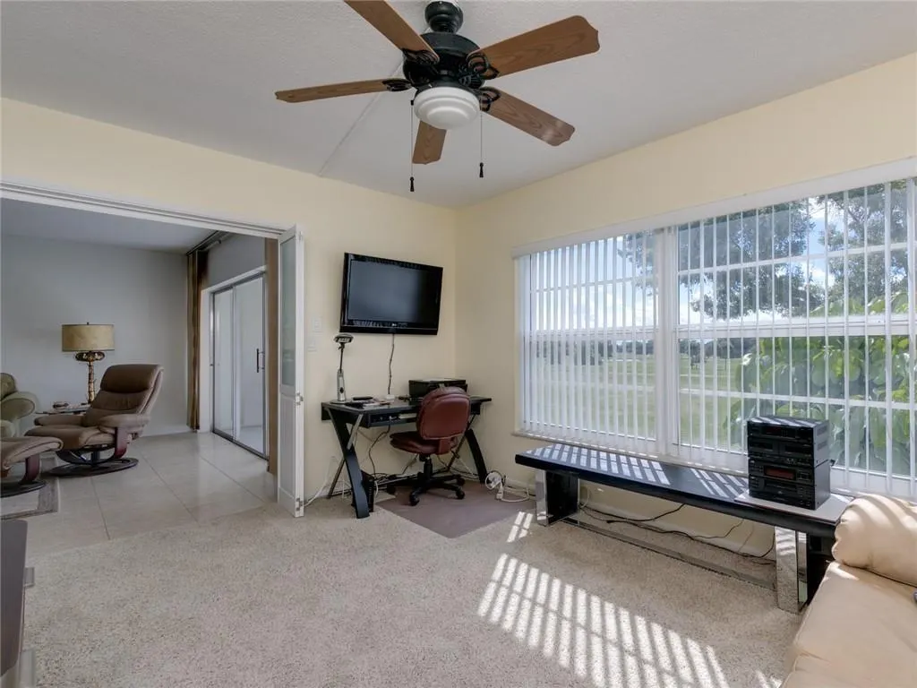 2950 N Palm Aire Dr