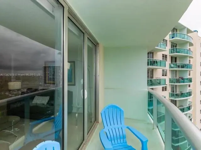 3901 S Ocean Dr, #12b