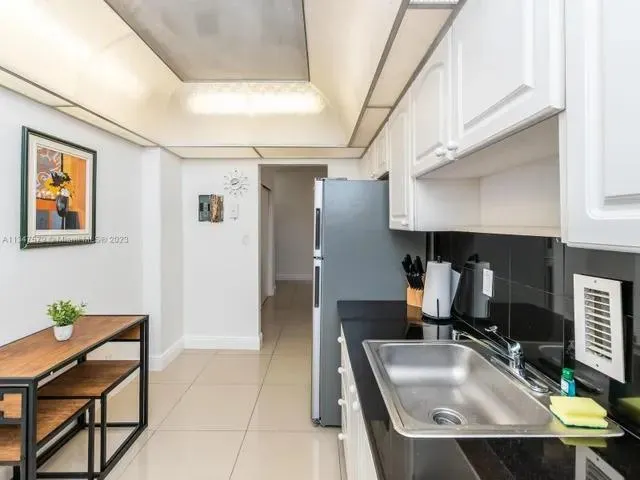3901 S Ocean Dr, #12b