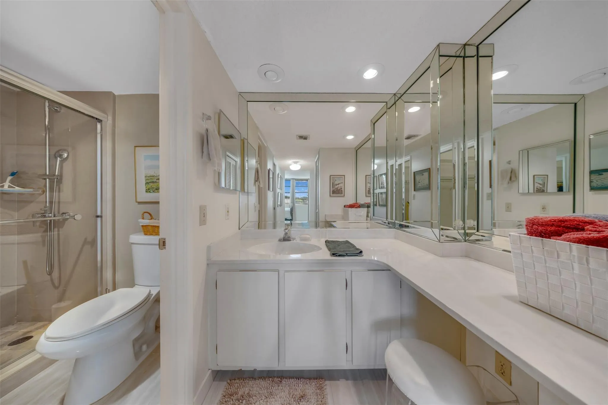 800 Cypress Grove Dr, #402