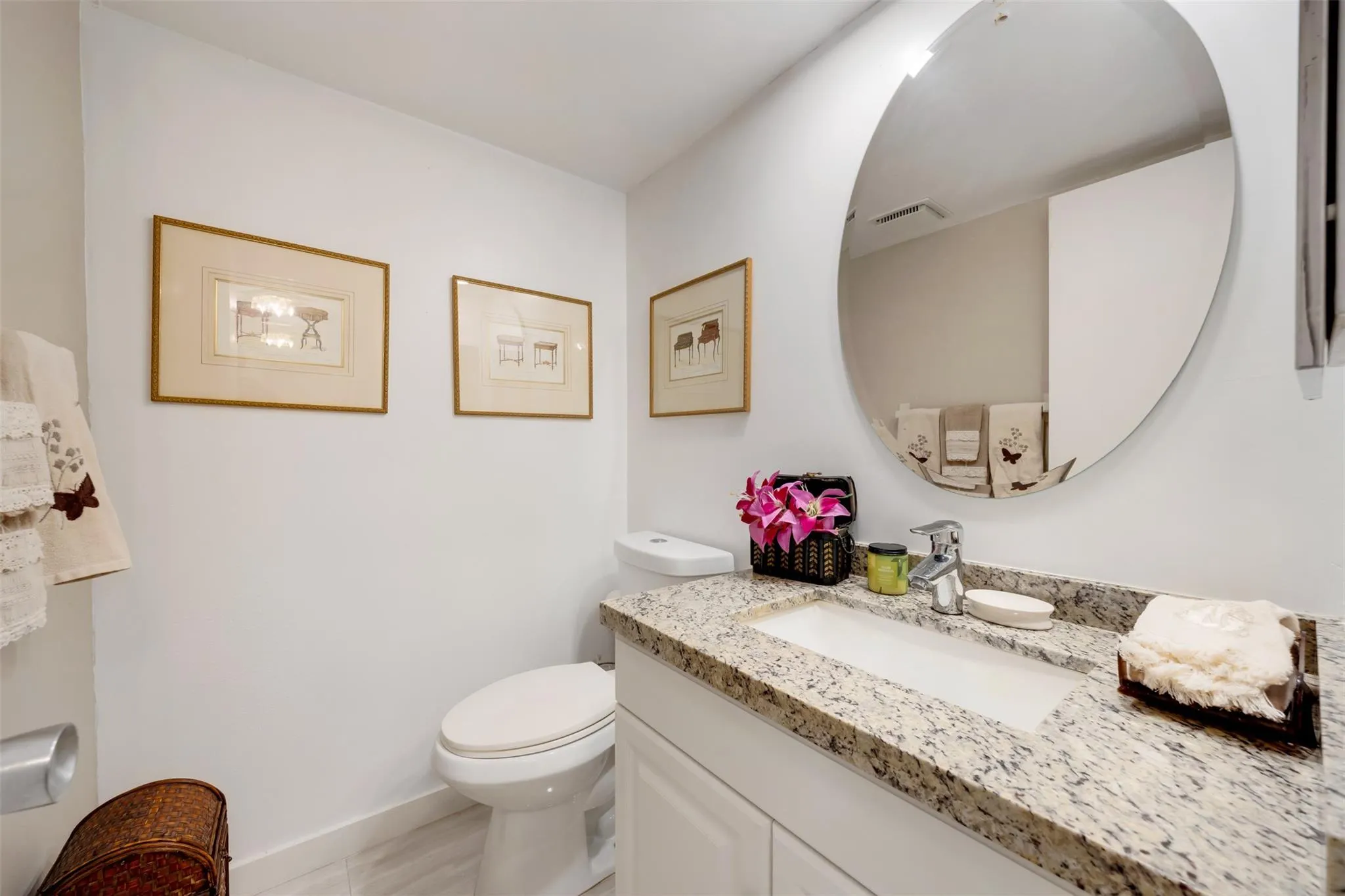 800 Cypress Grove Dr, #402