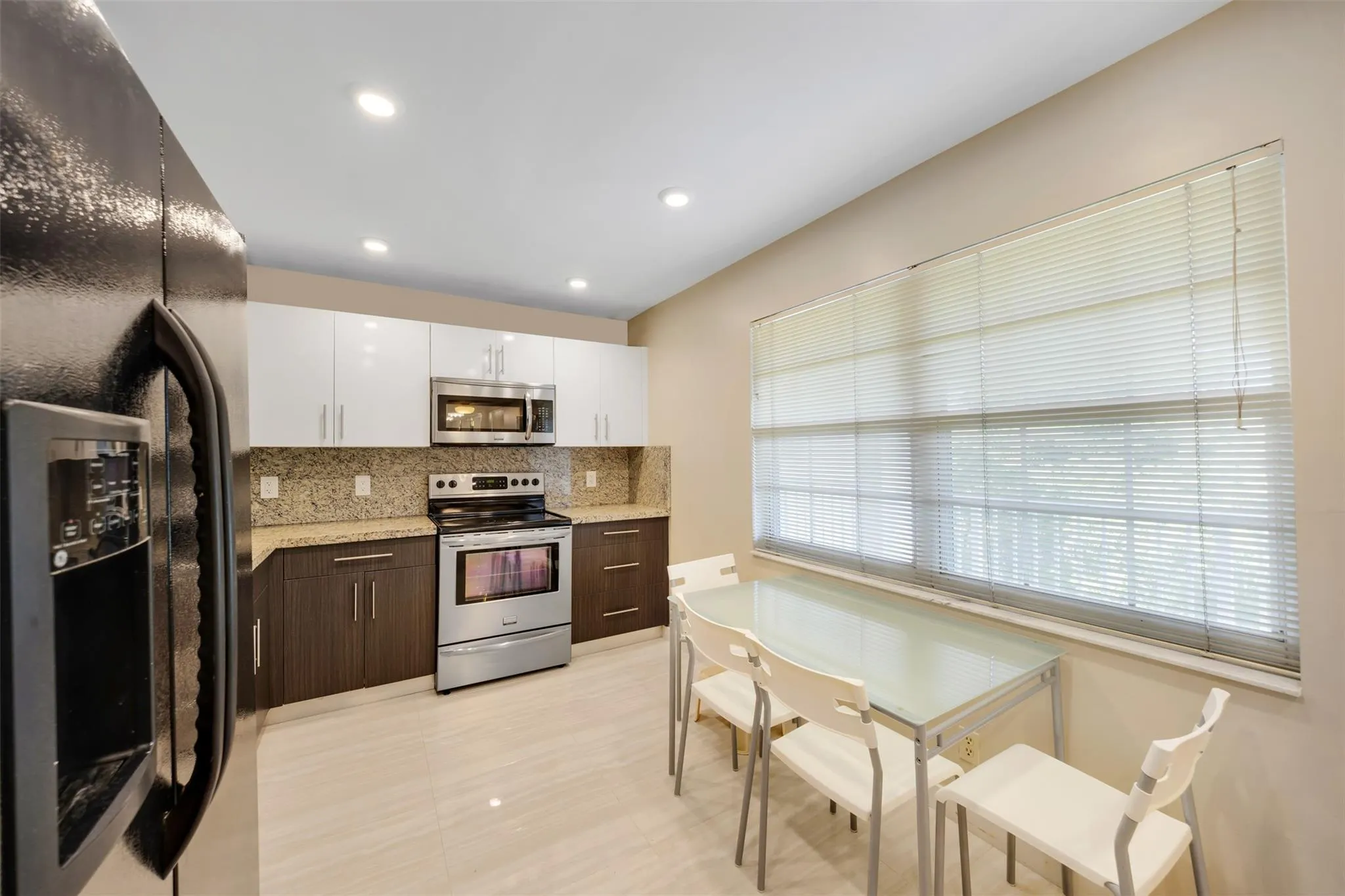 800 Cypress Grove Dr, #402