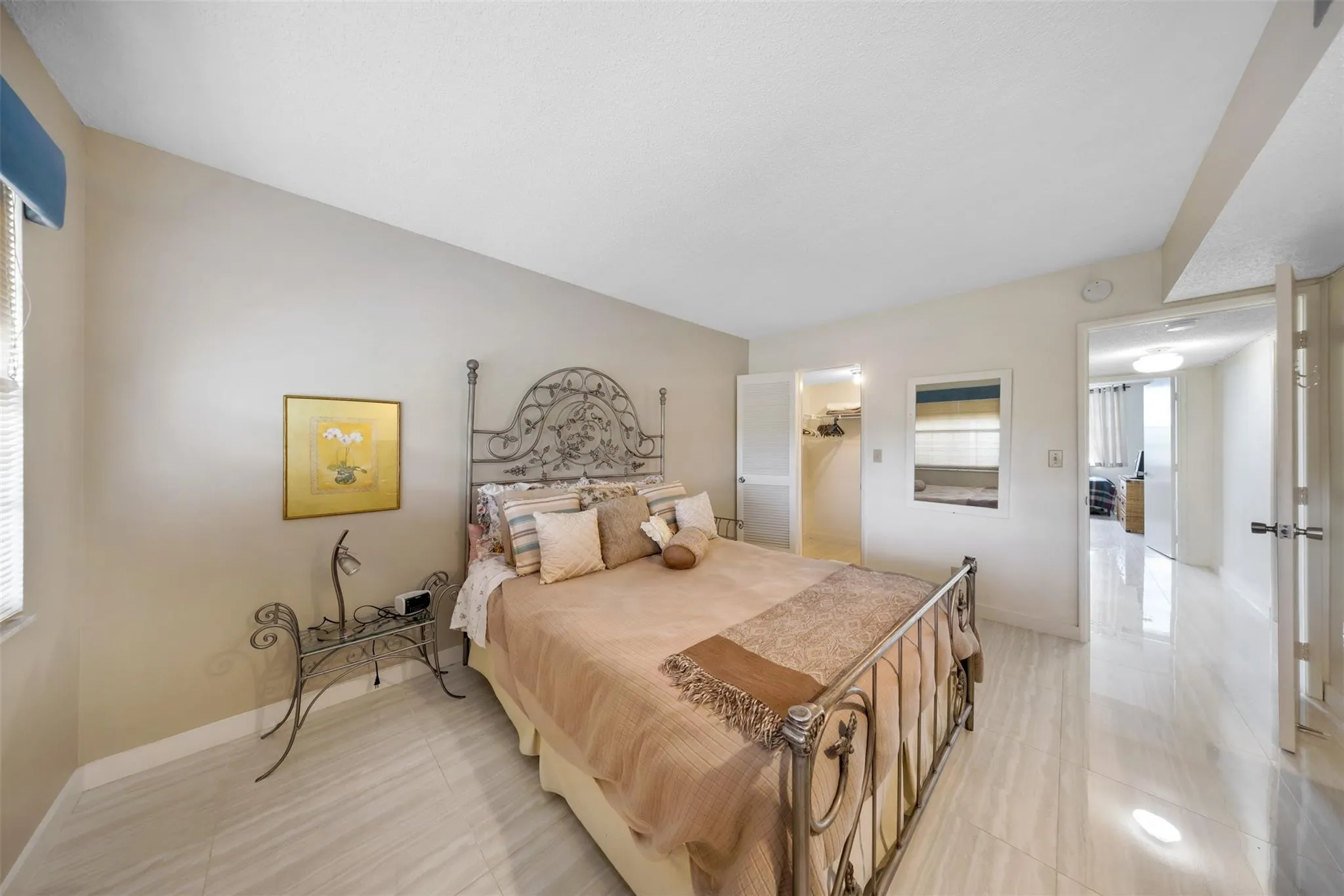 800 Cypress Grove Dr, #402