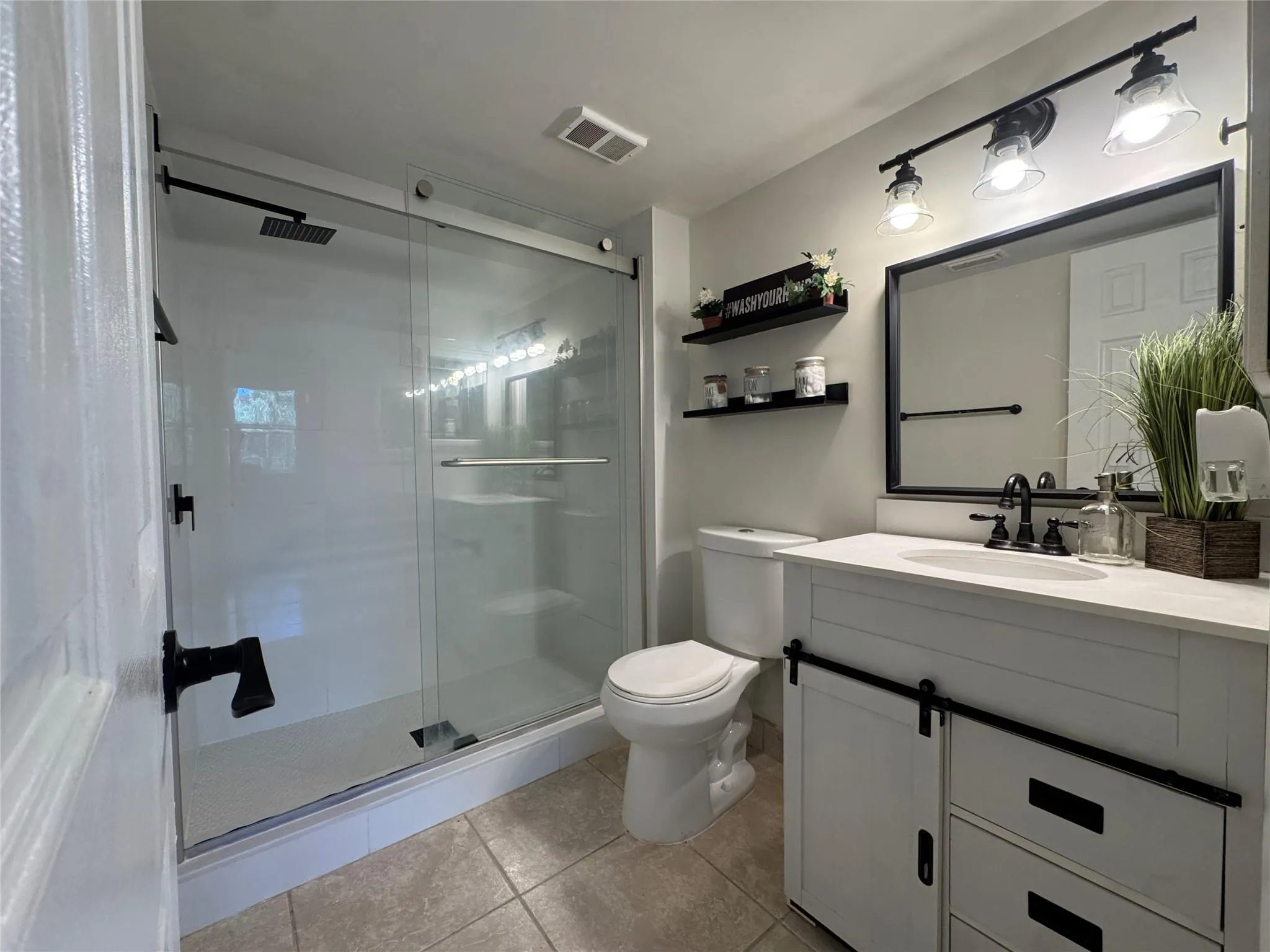 9033 Wiles Rd, #208
