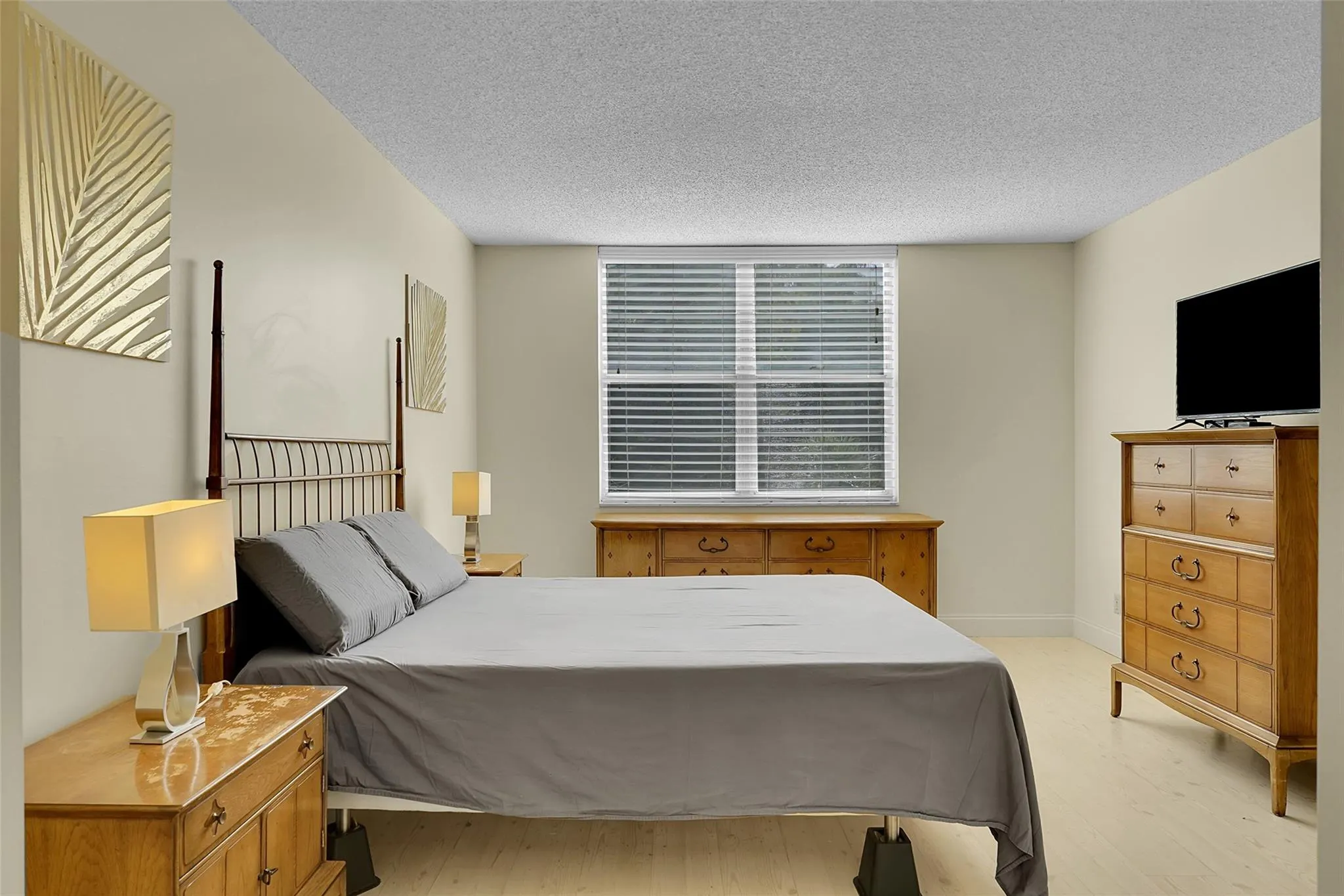 4898 NW 29TH CT, #304