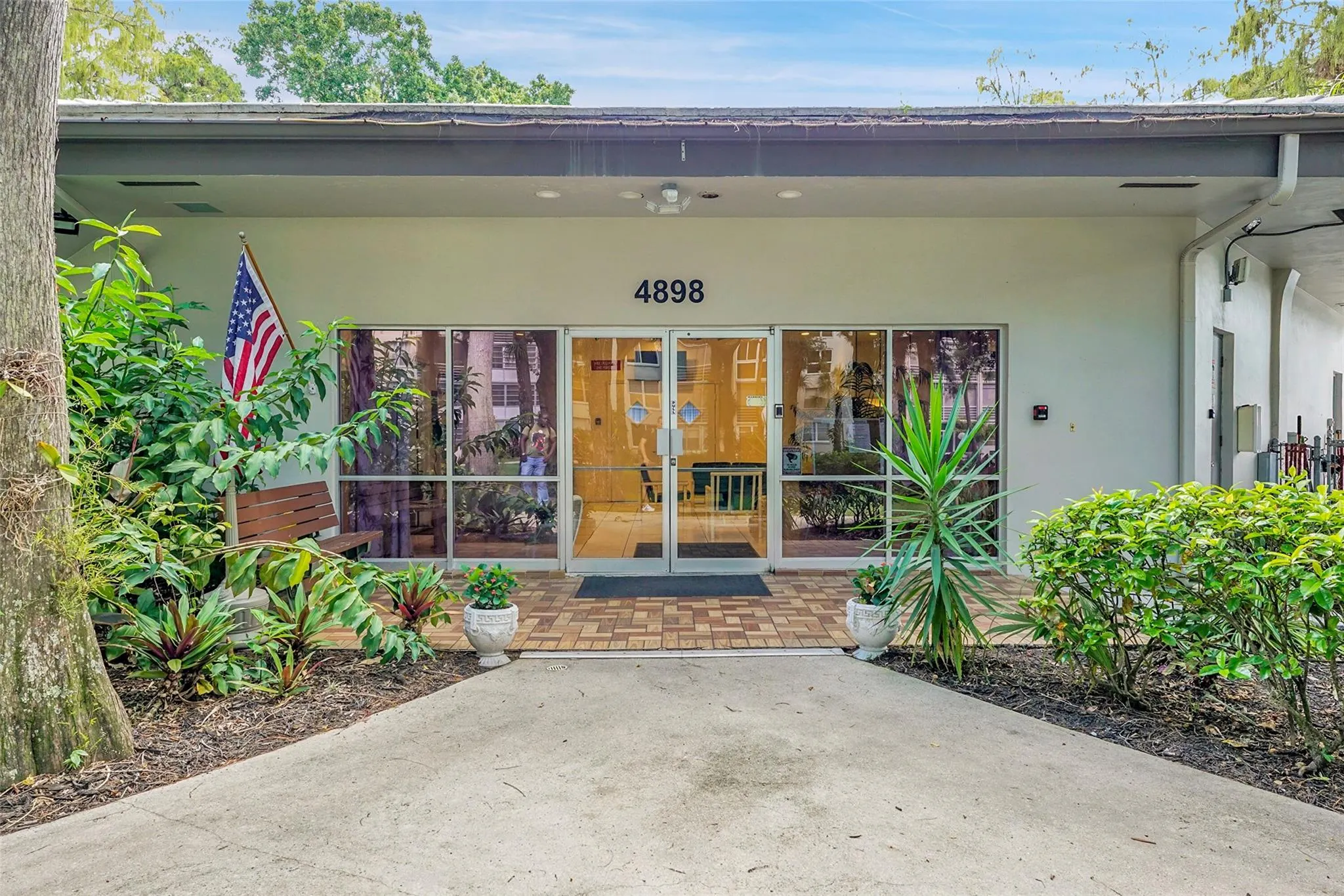 4898 NW 29TH CT, #304