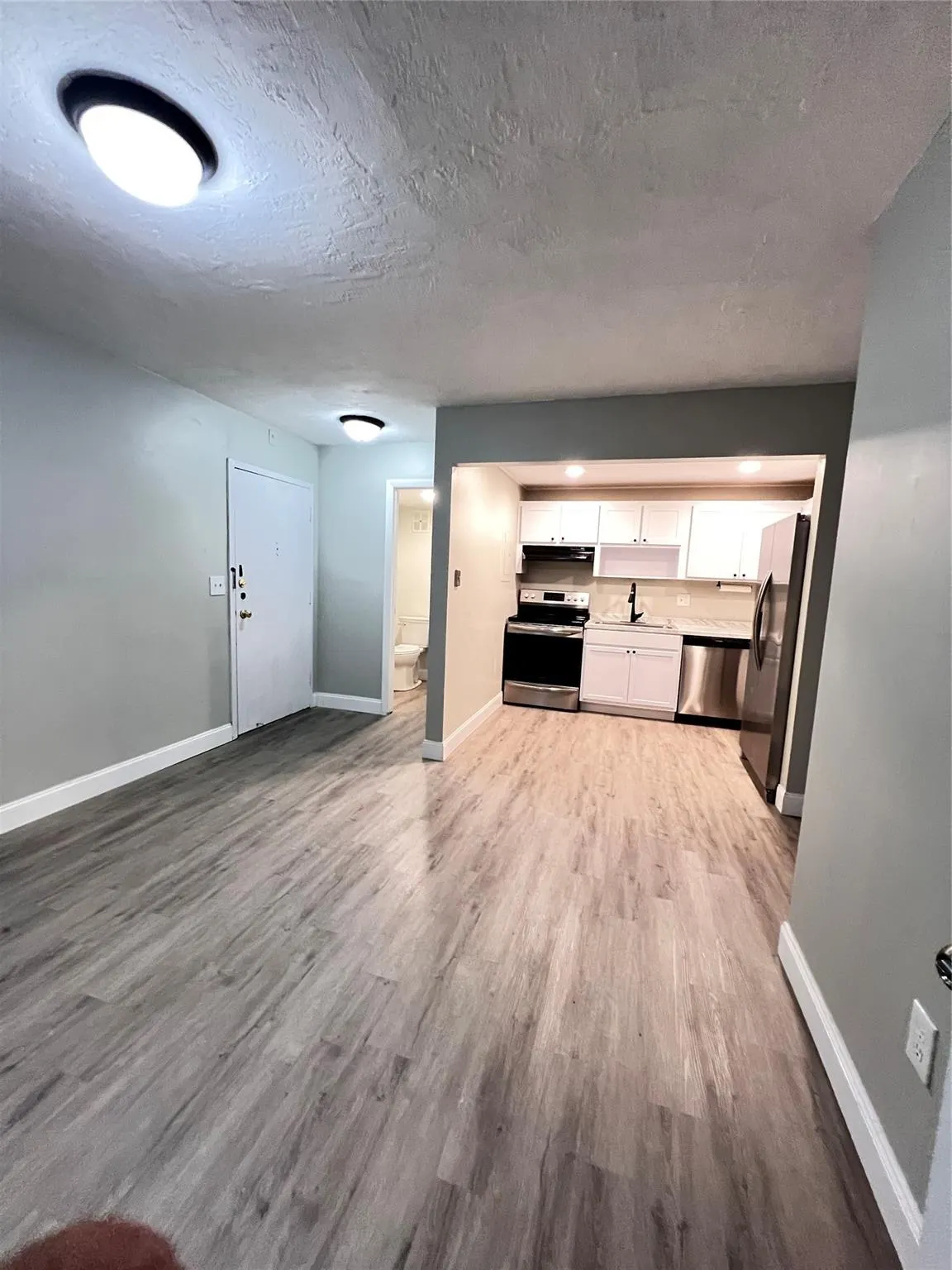 7000 NW 17th St, #109