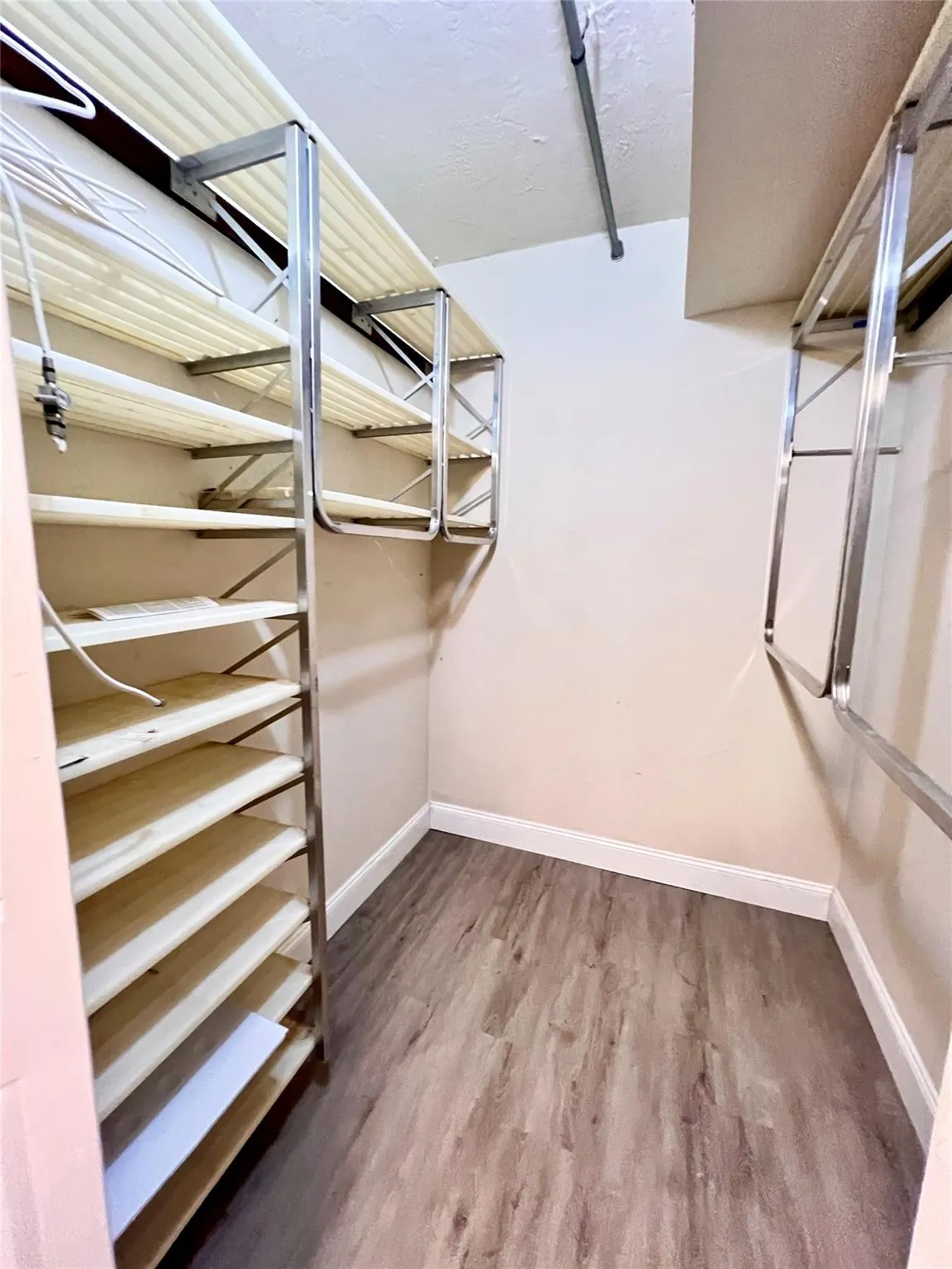 7000 NW 17th St, #109