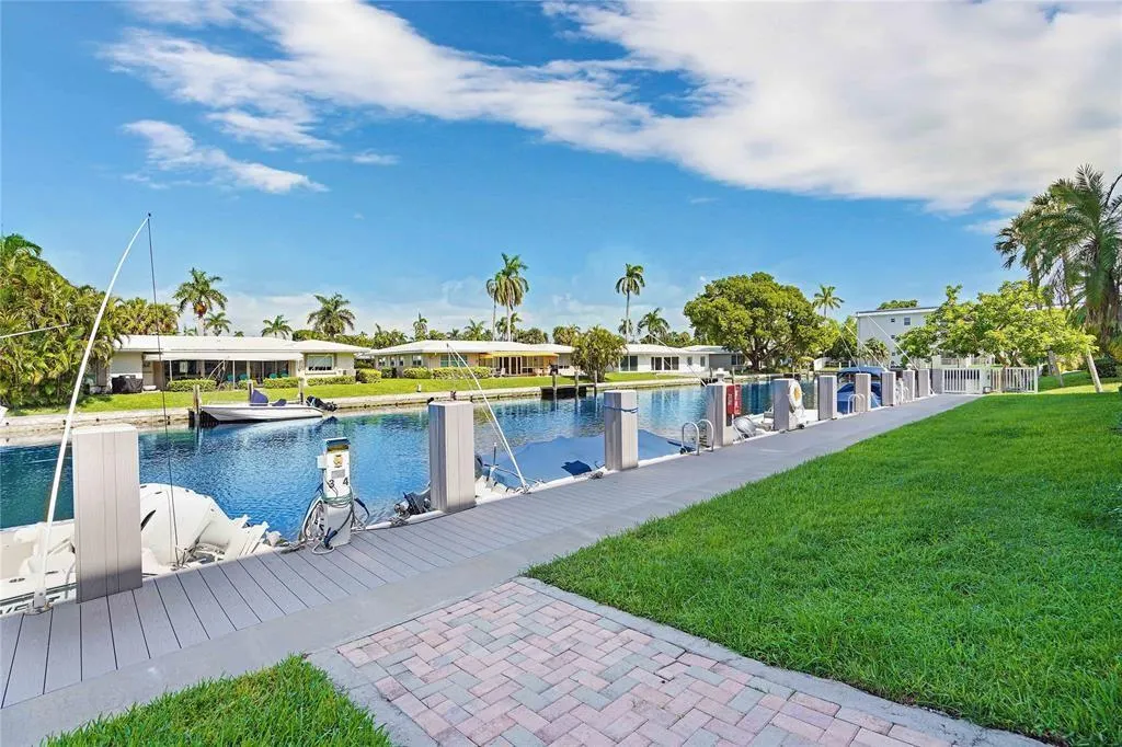 1461 S Ocean Blvd, #313