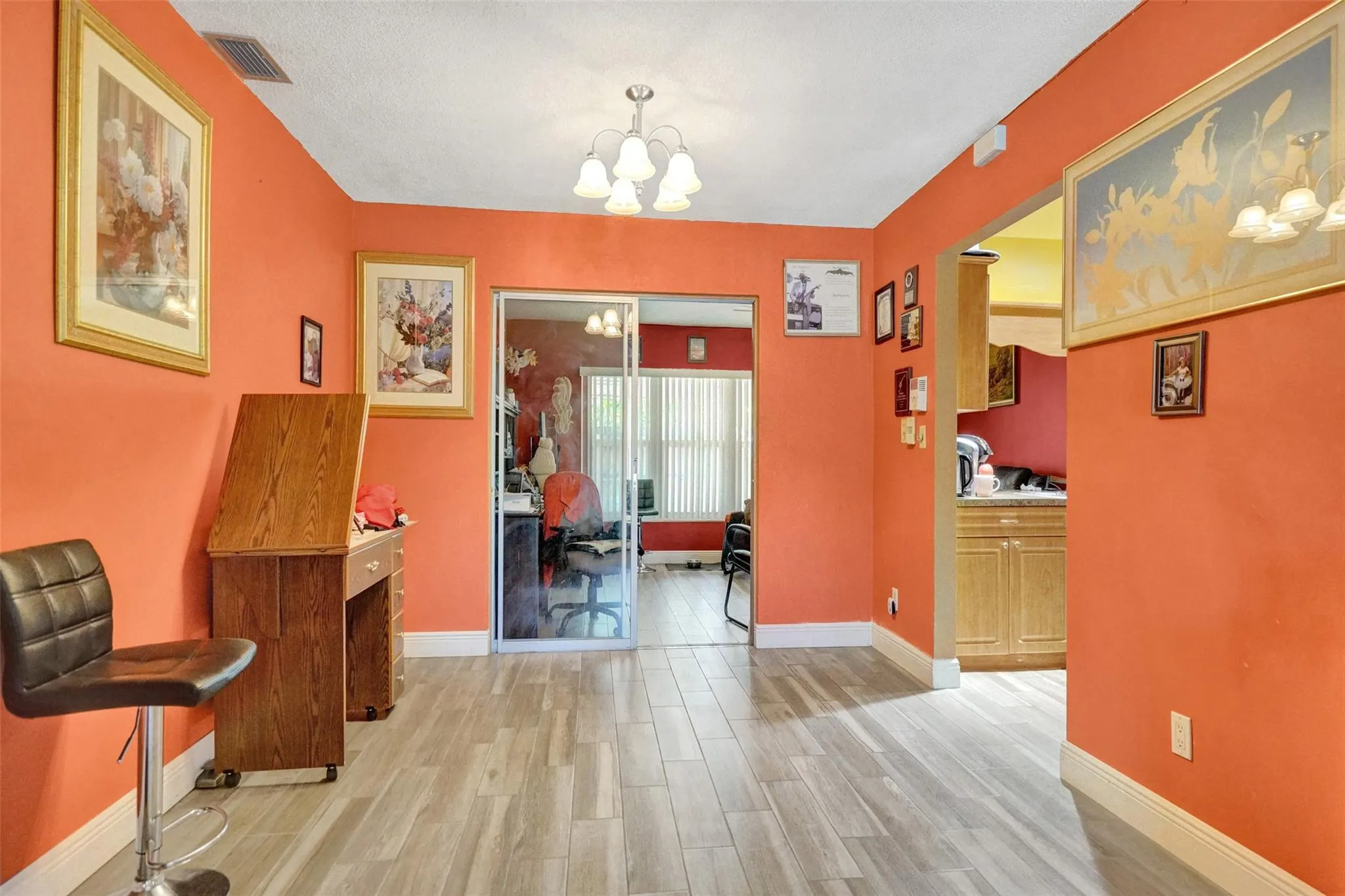 5335 SW 8th Ct