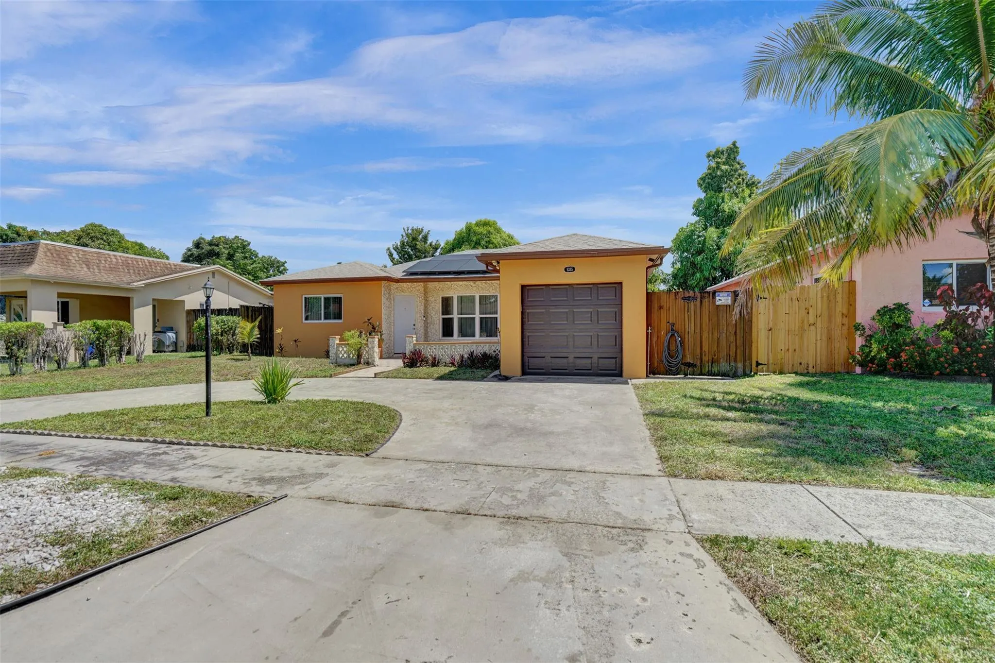 5335 SW 8th Ct