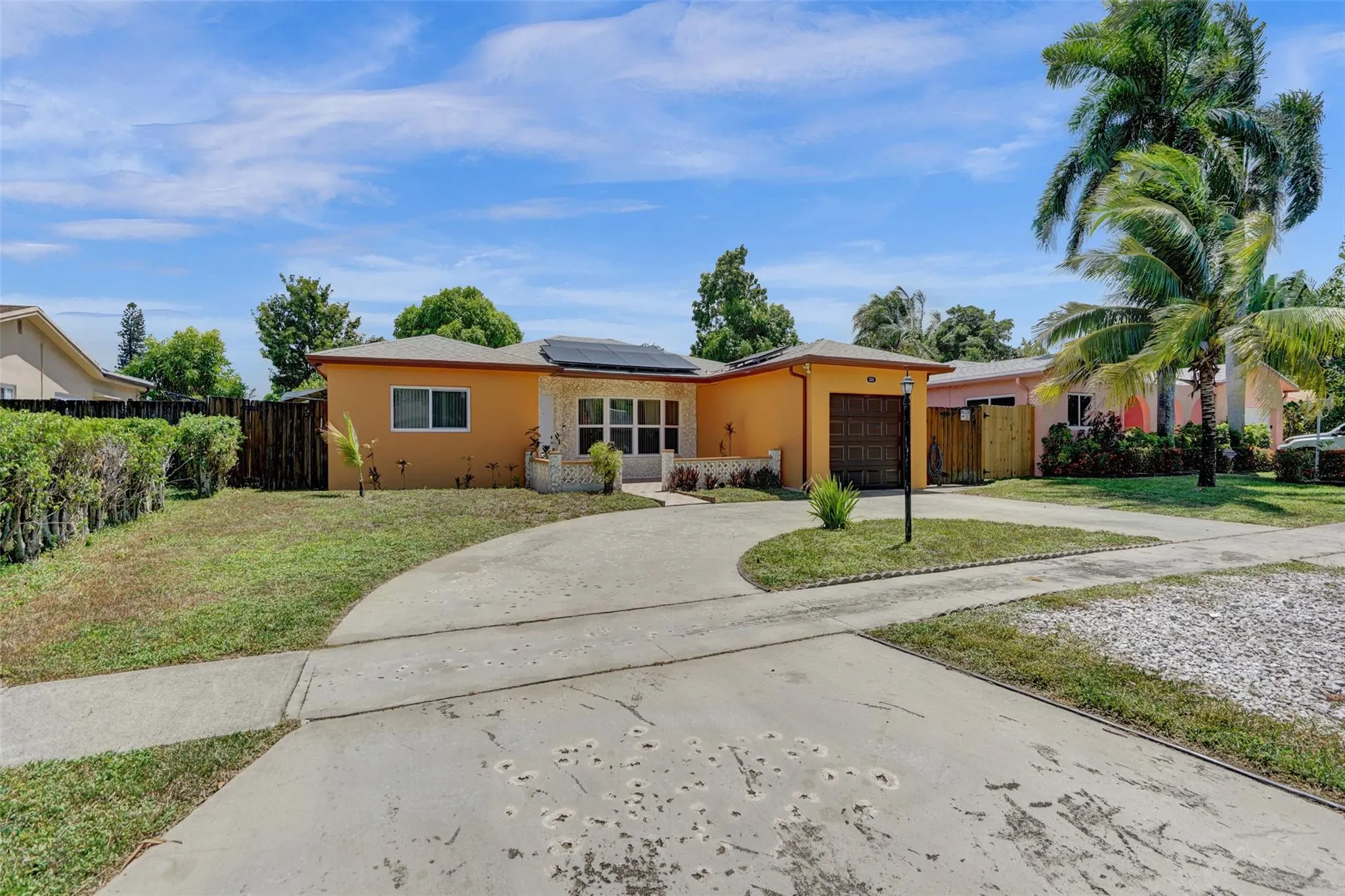 5335 SW 8th Ct