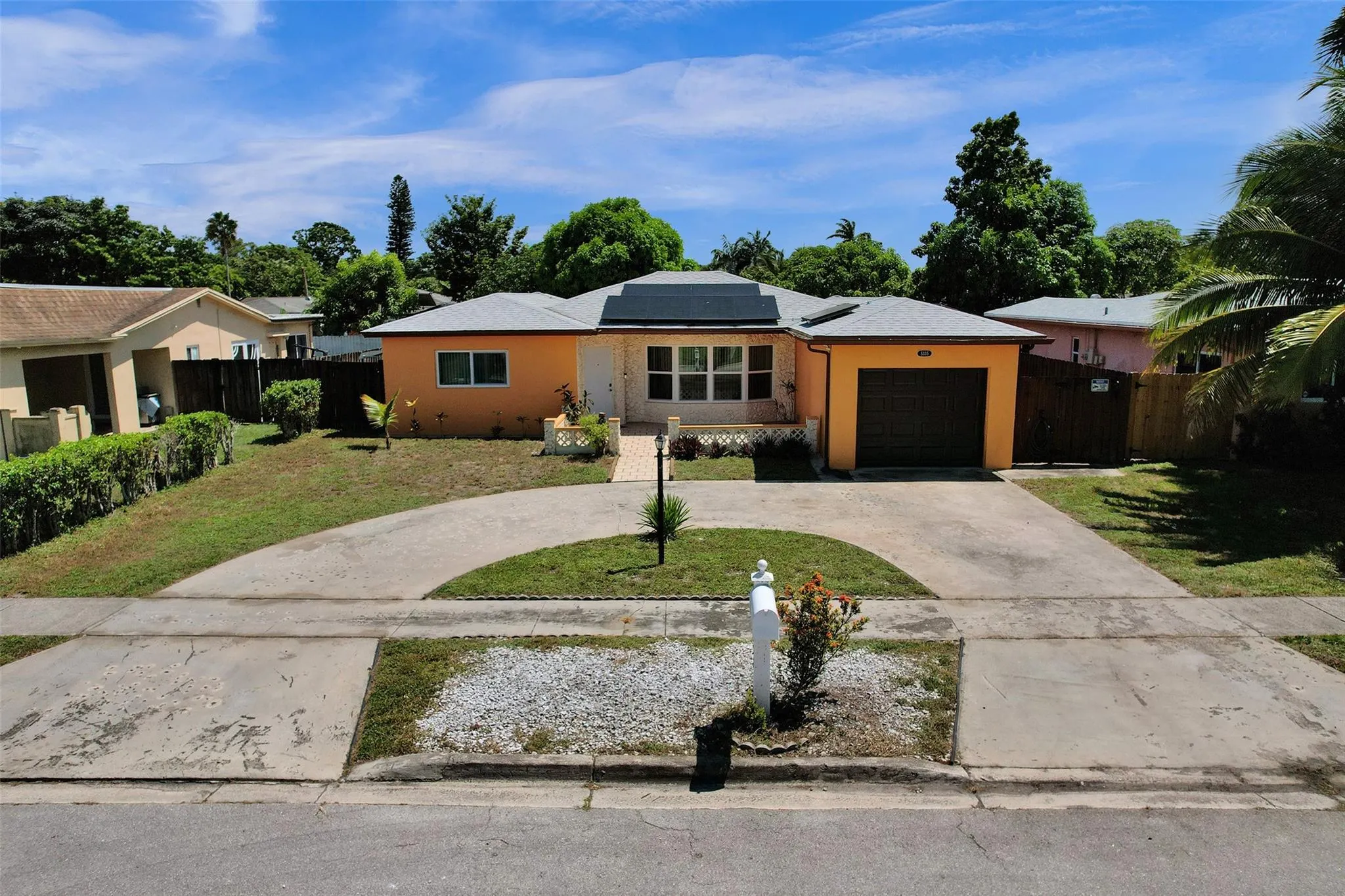 5335 SW 8th Ct