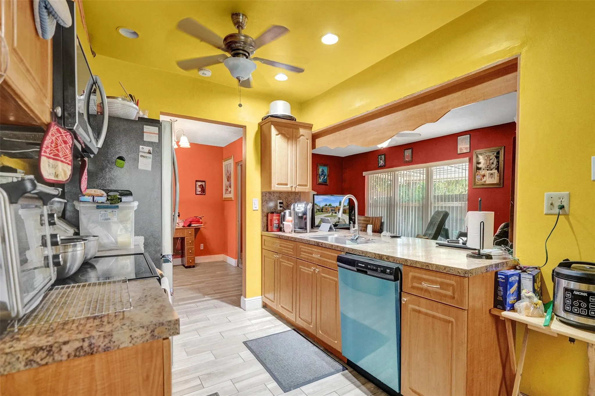 5335 SW 8th Ct