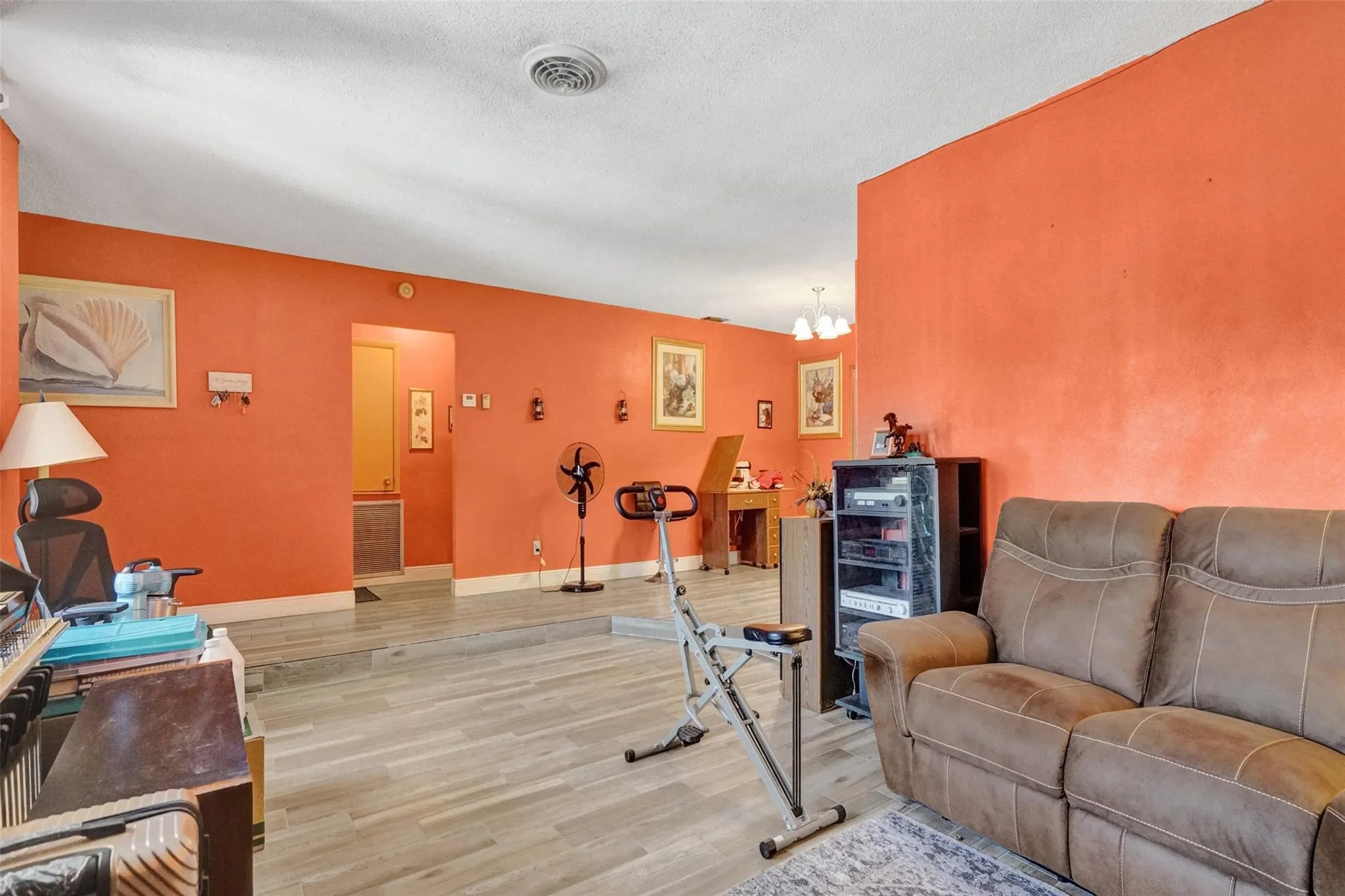 5335 SW 8th Ct