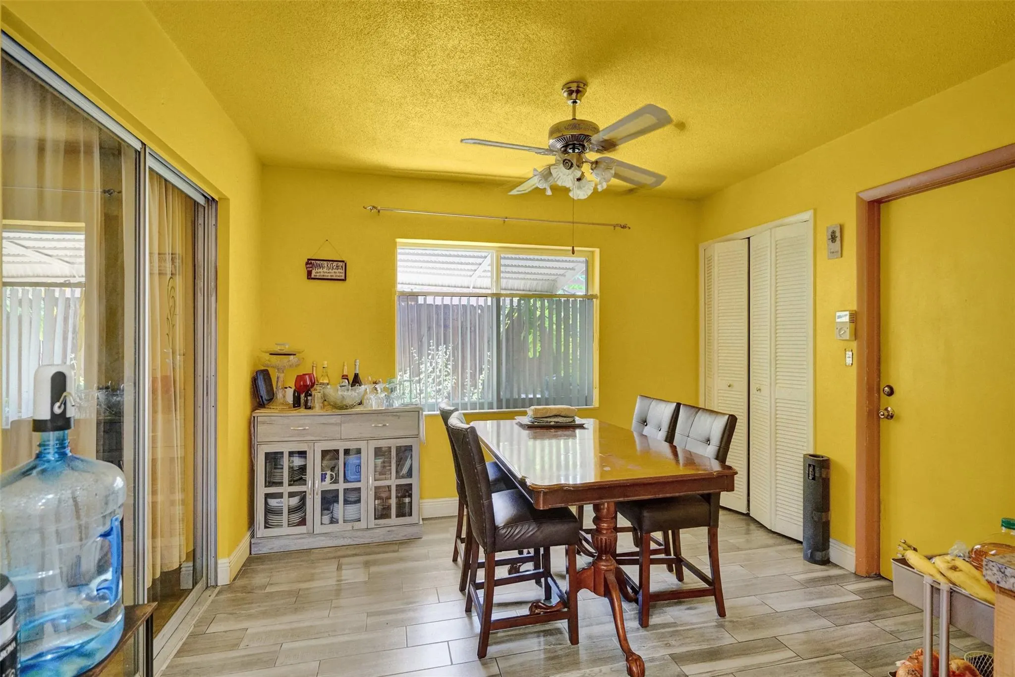 5335 SW 8th Ct