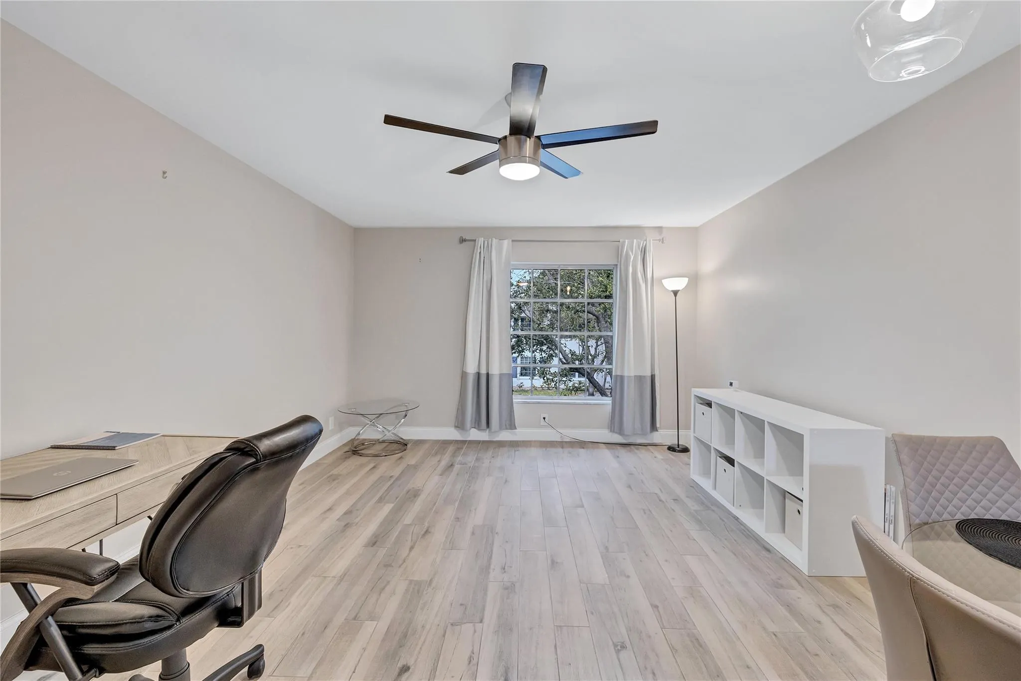 2270 NE 68th Street, #1927