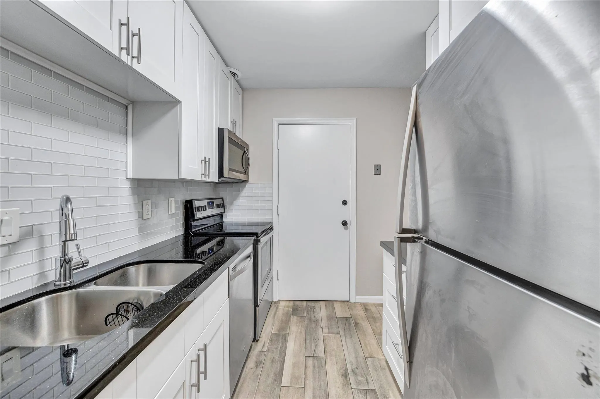 2270 NE 68th Street, #1927