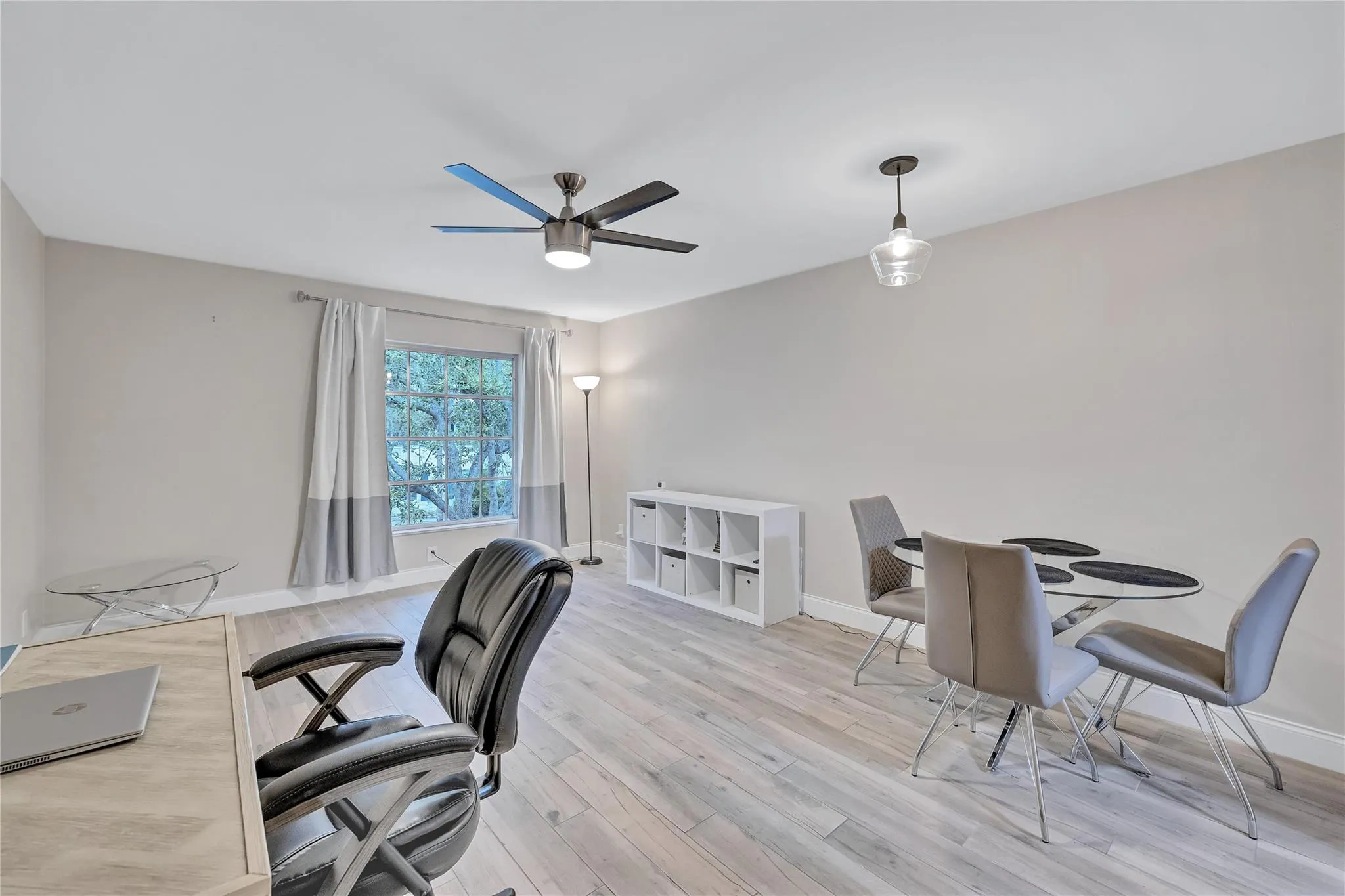 2270 NE 68th Street, #1927
