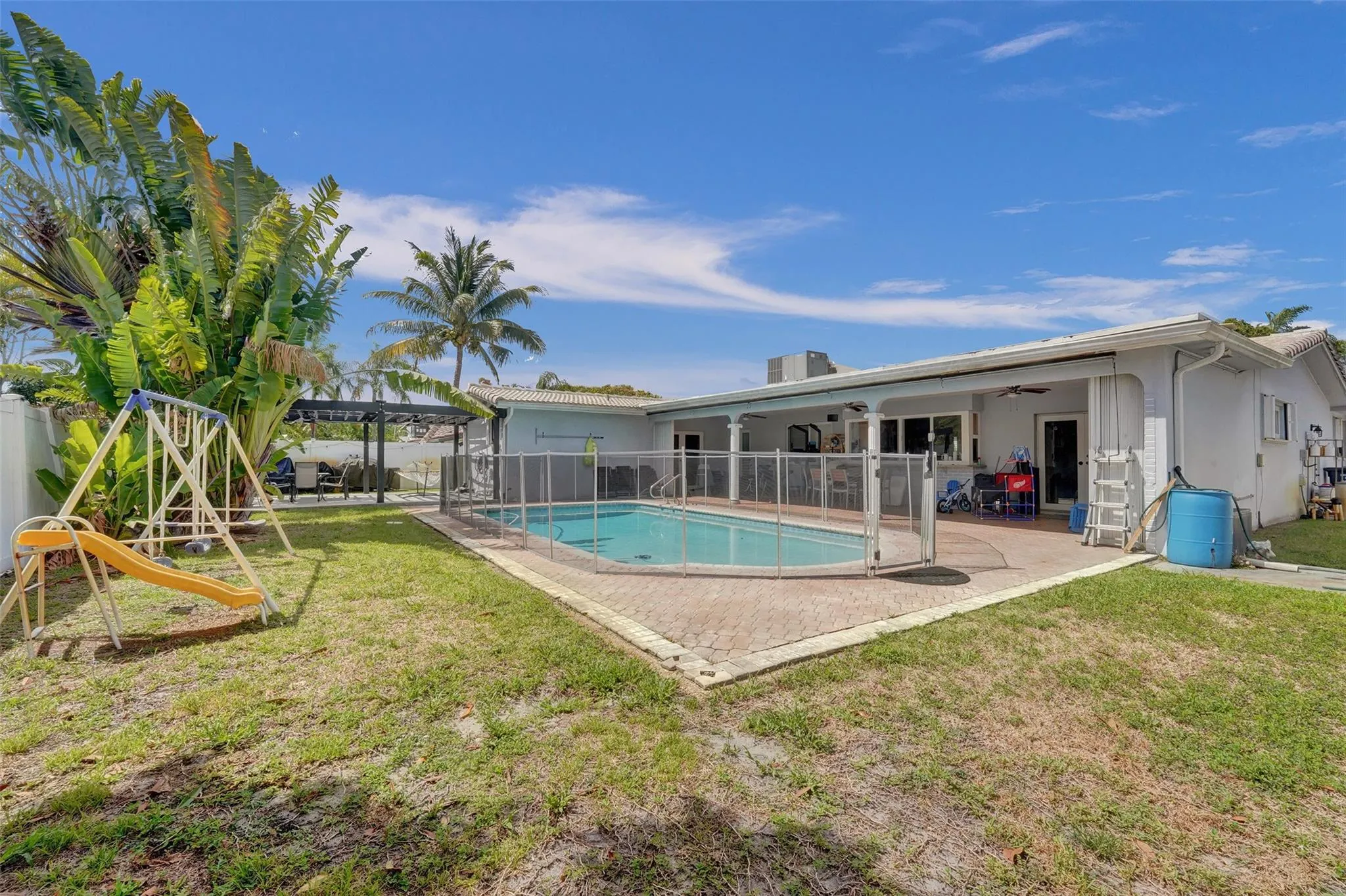 3611 N 33rd Ter