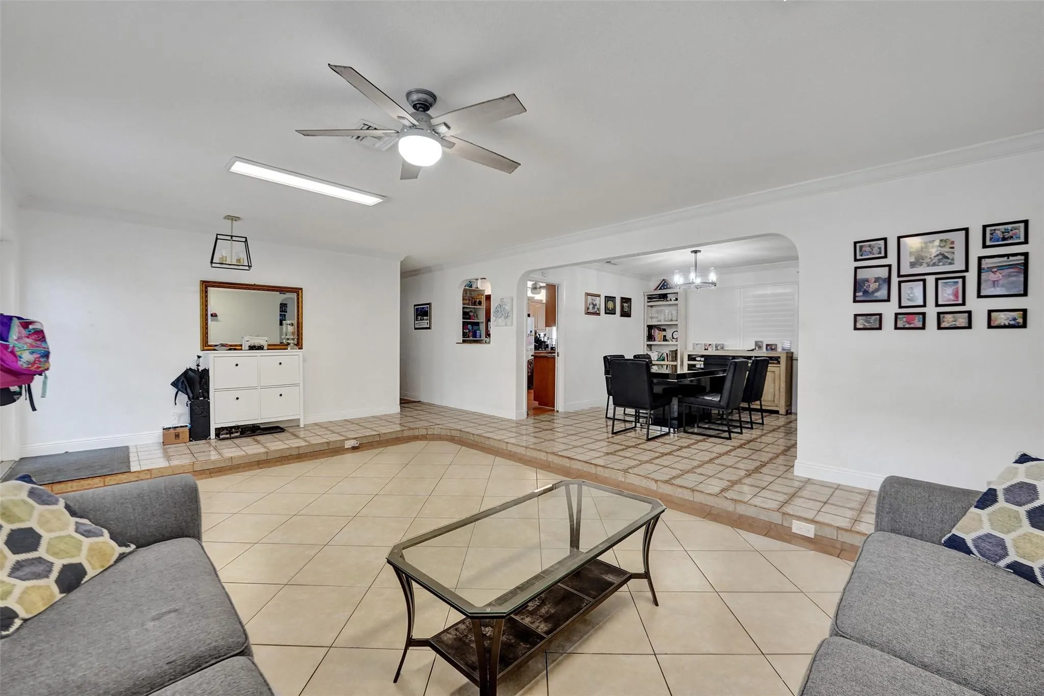 3611 N 33rd Ter