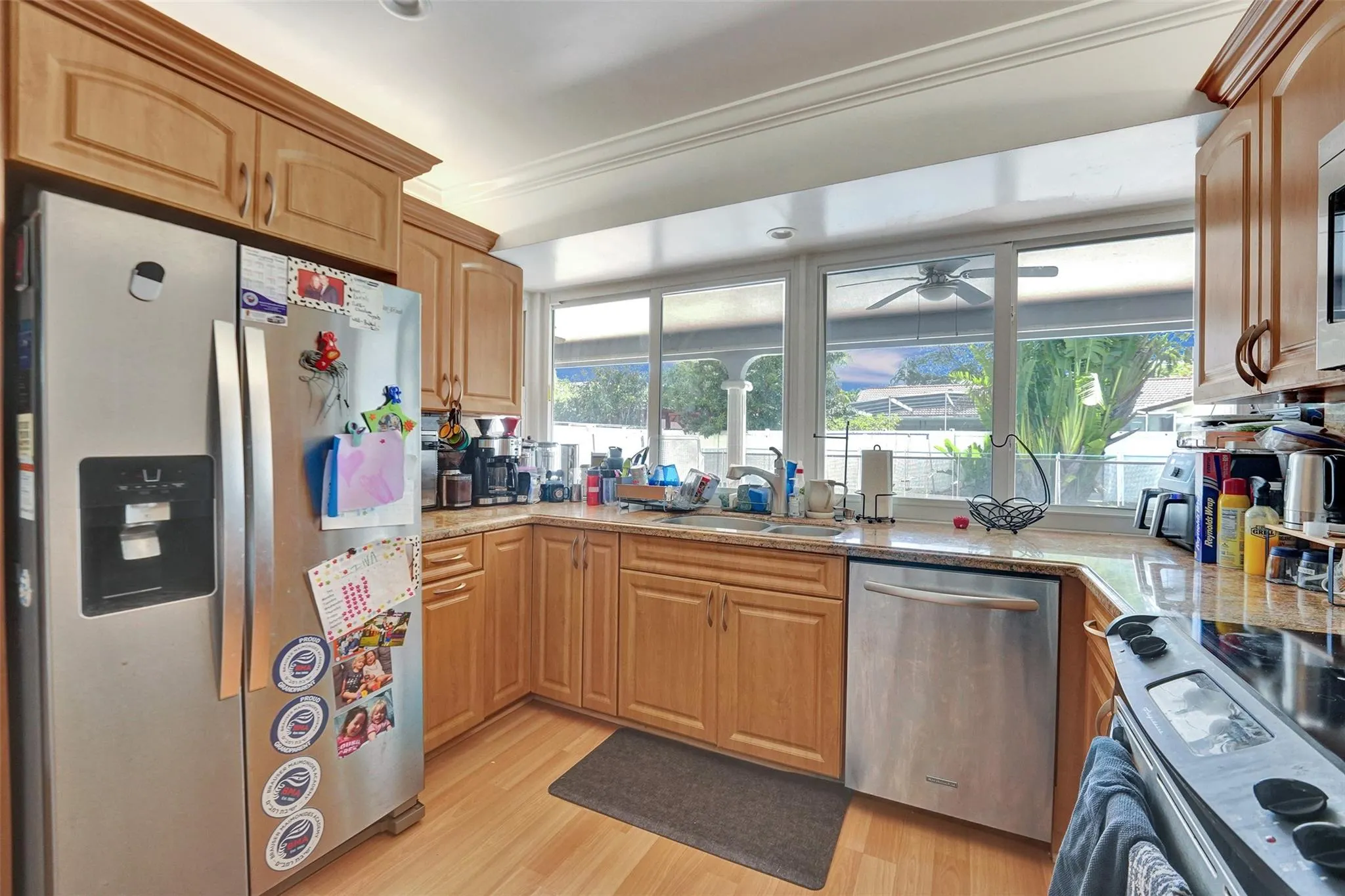 3611 N 33rd Ter