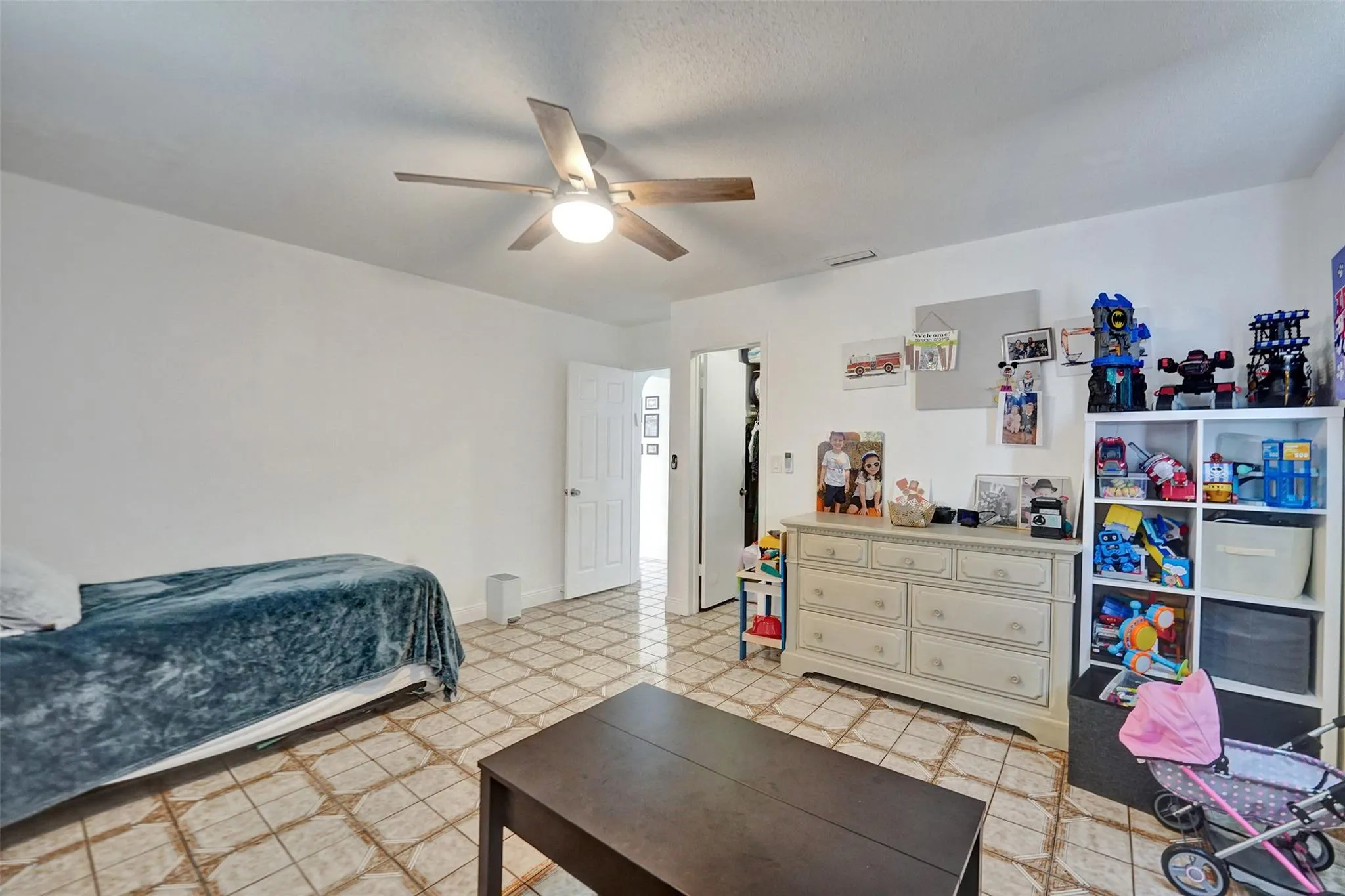 3611 N 33rd Ter