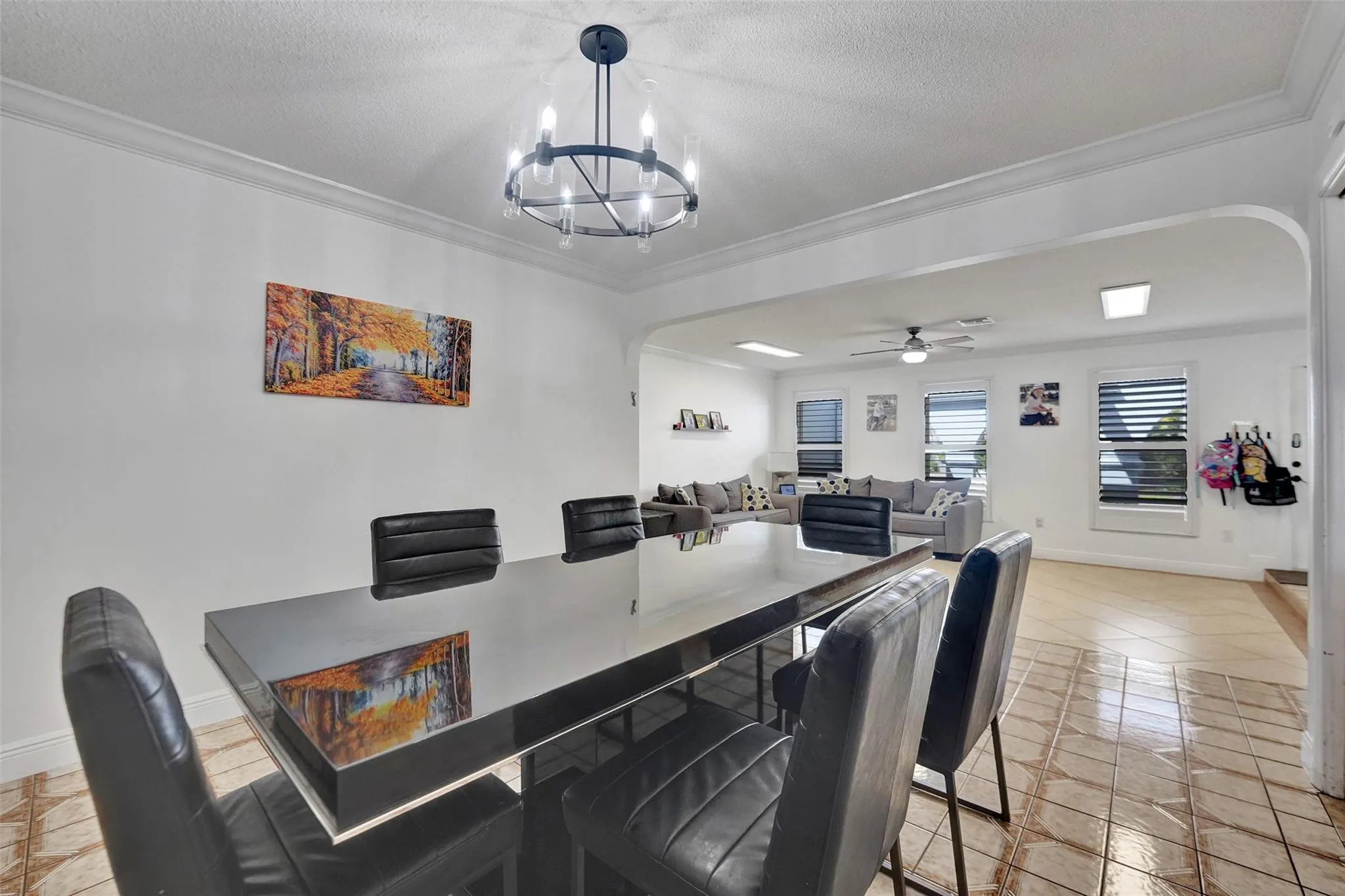3611 N 33rd Ter