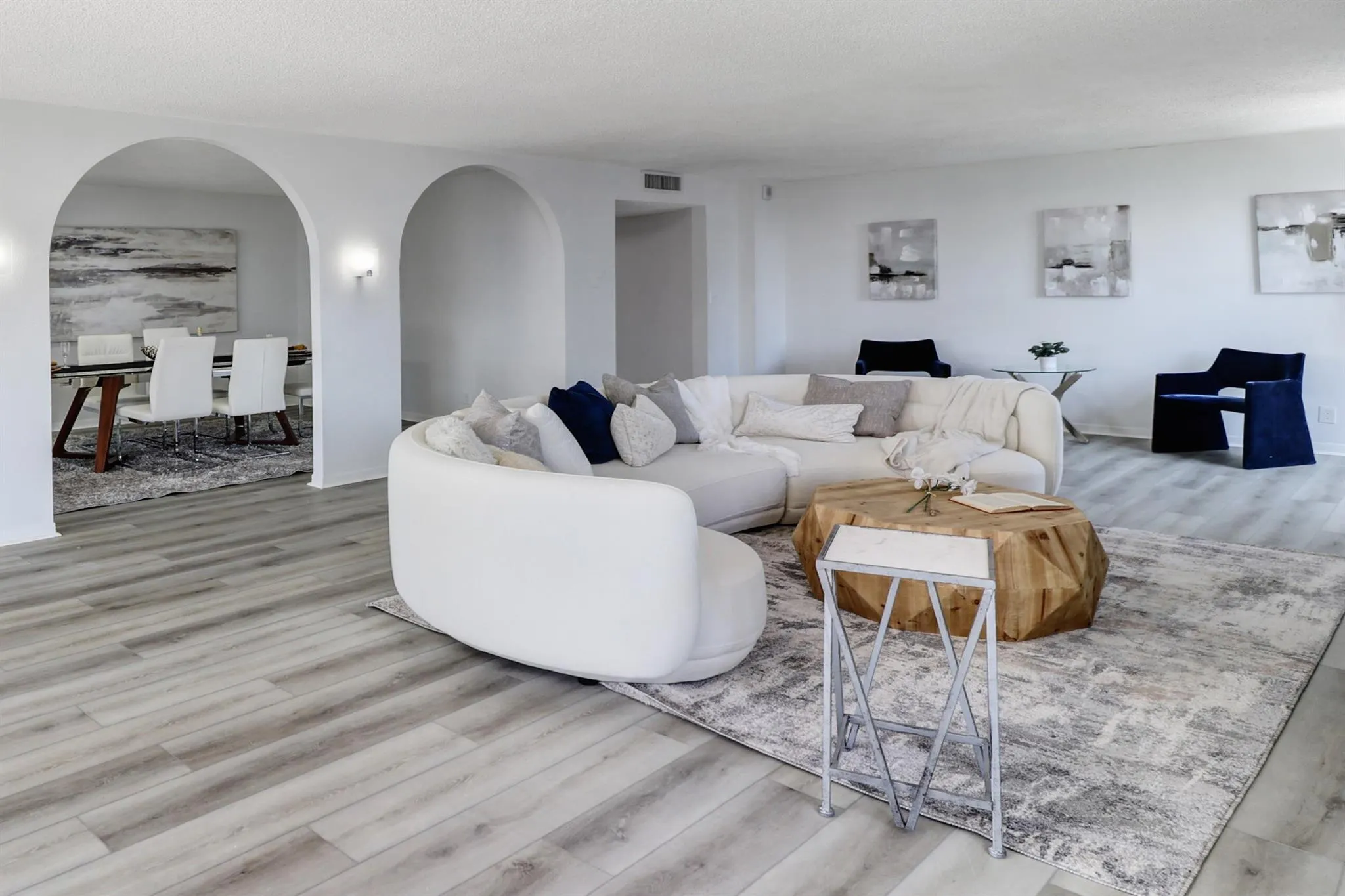 1912 S Ocean Dr, #10B