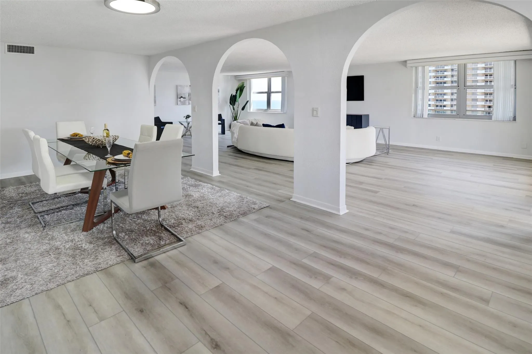 1912 S Ocean Dr, #10B