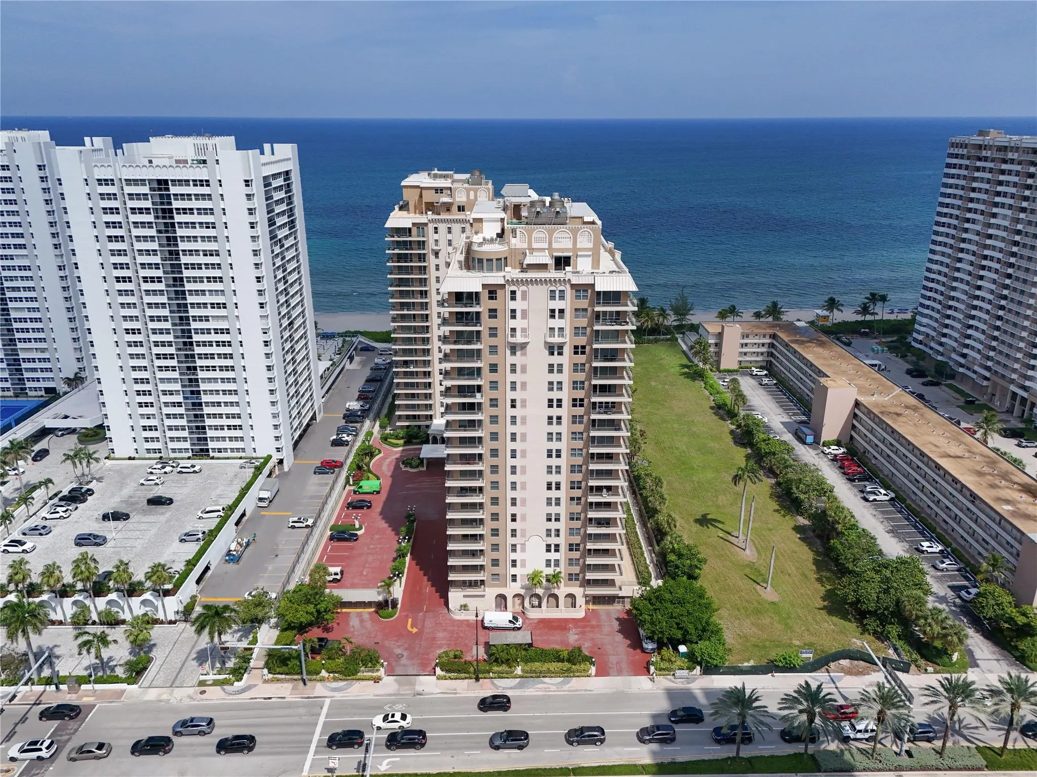 1912 S Ocean Dr, #10B