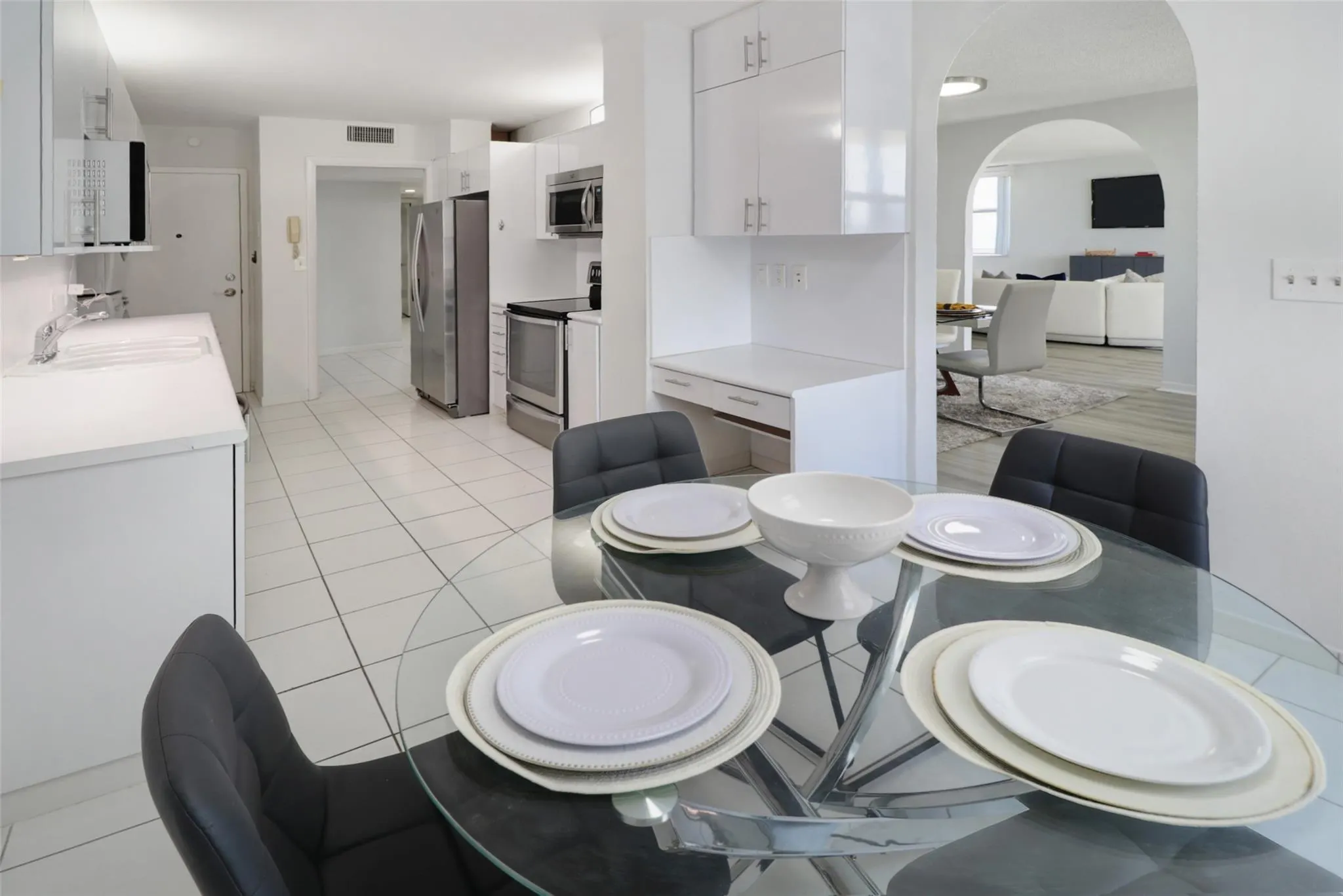 1912 S Ocean Dr, #10B