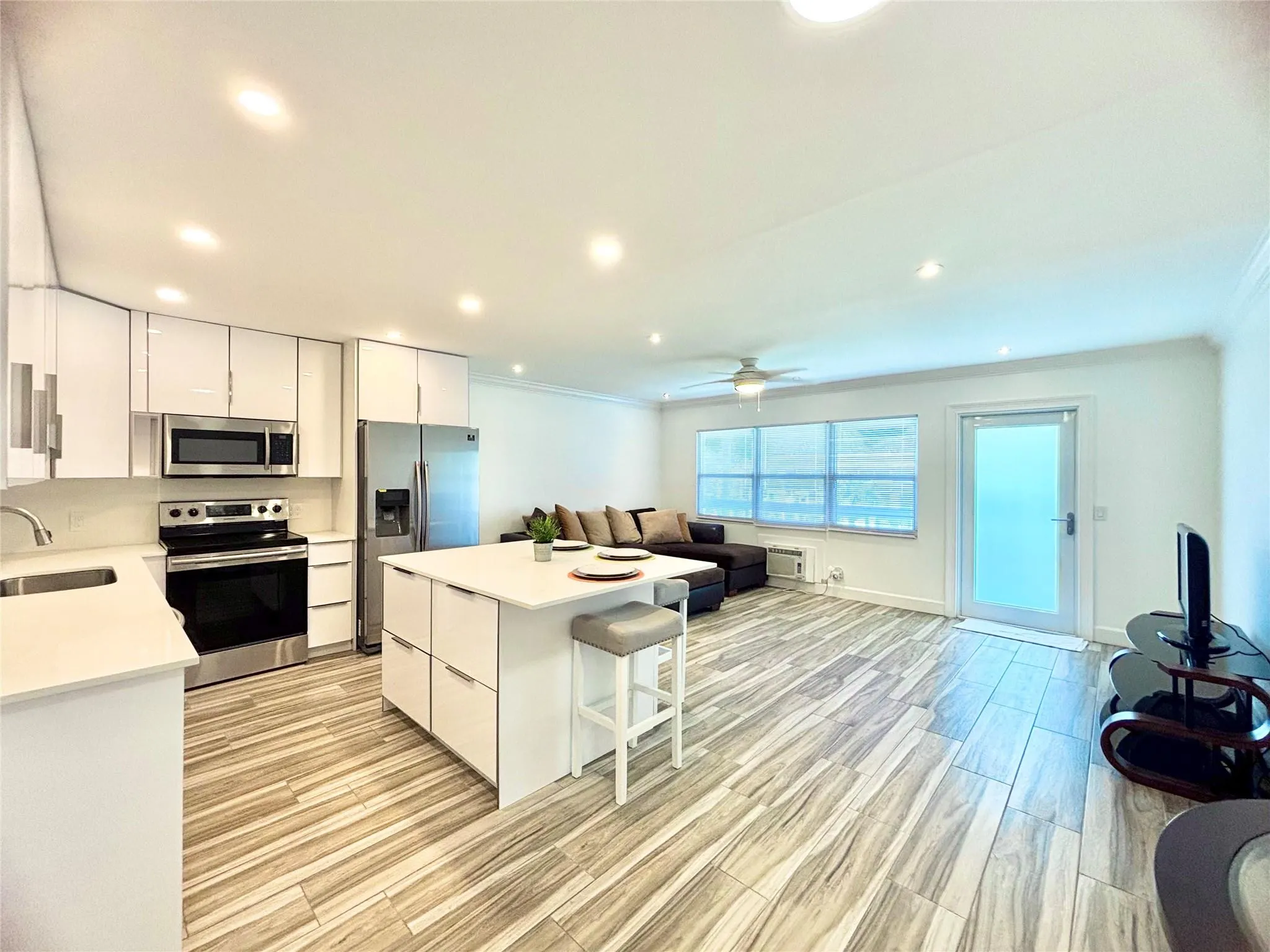 279 Oakridge P, #279
