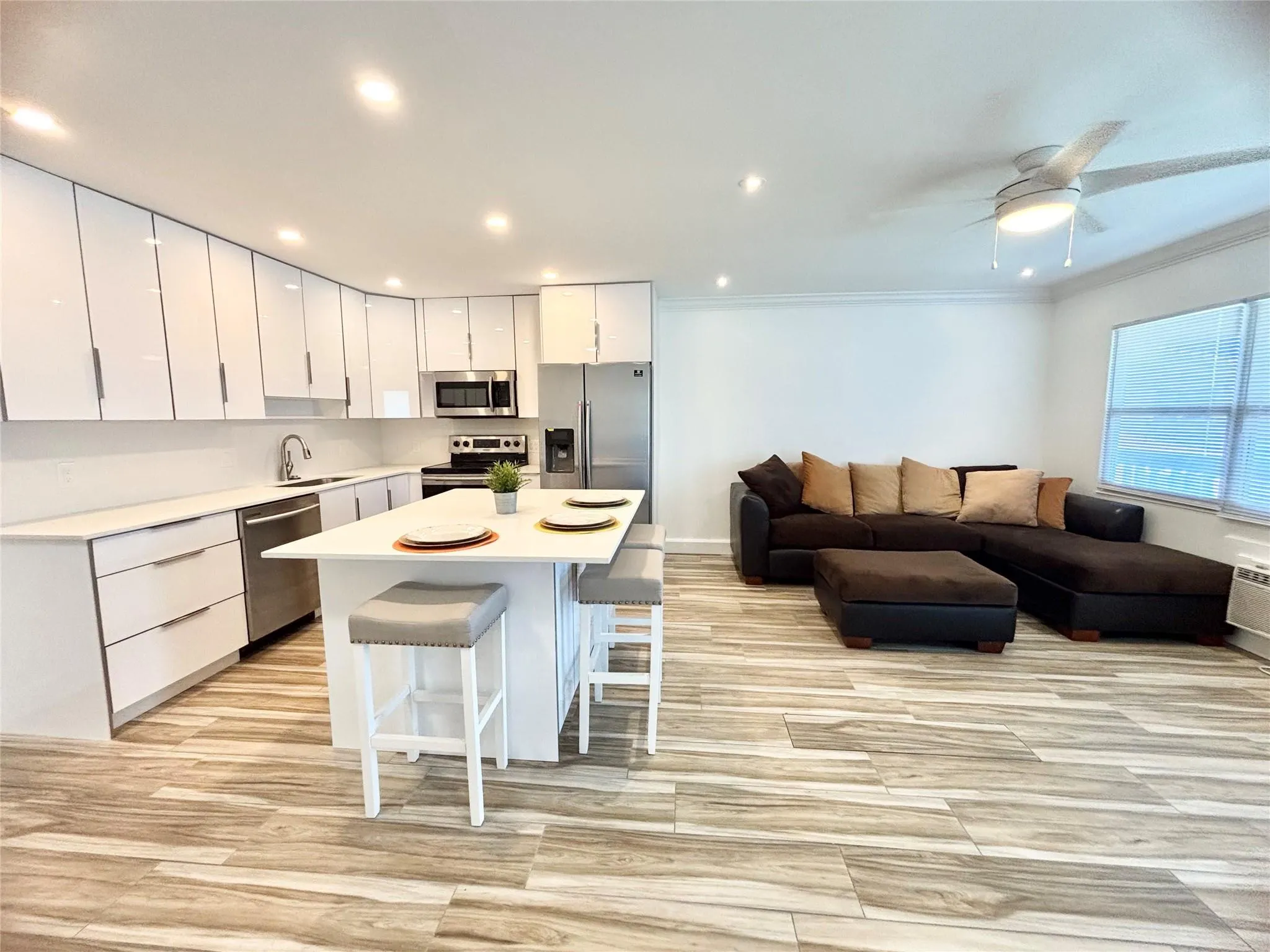 279 Oakridge P, #279