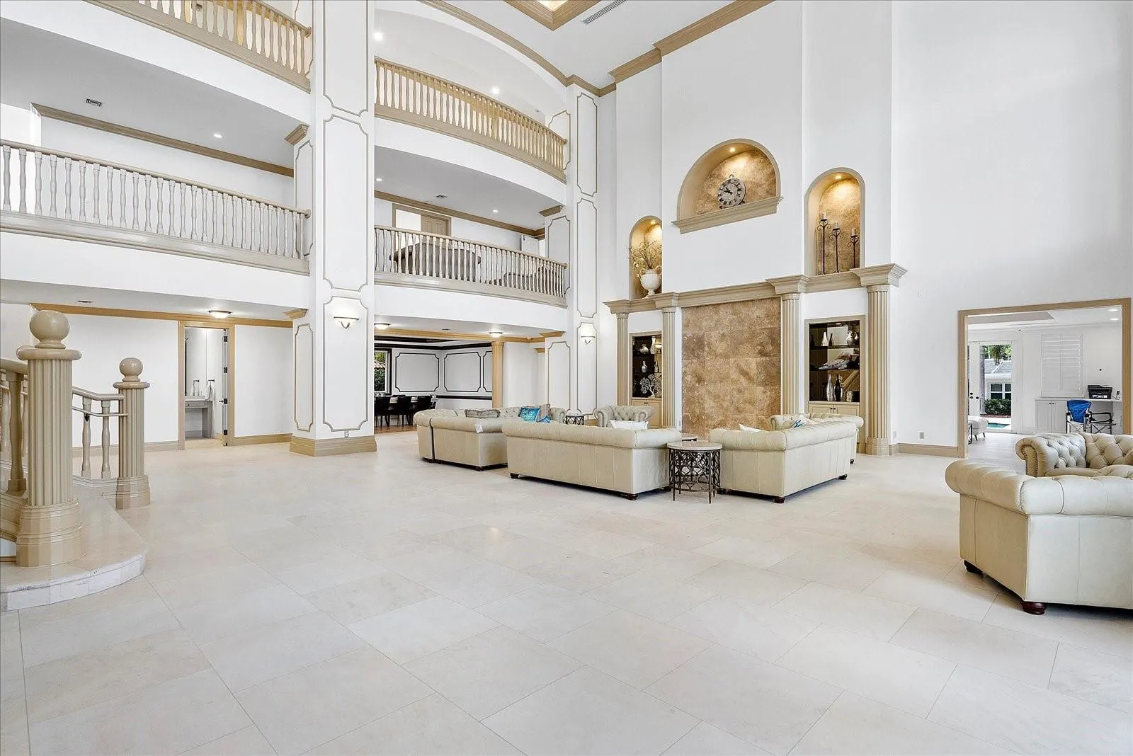 414 RIVIERA ISLE