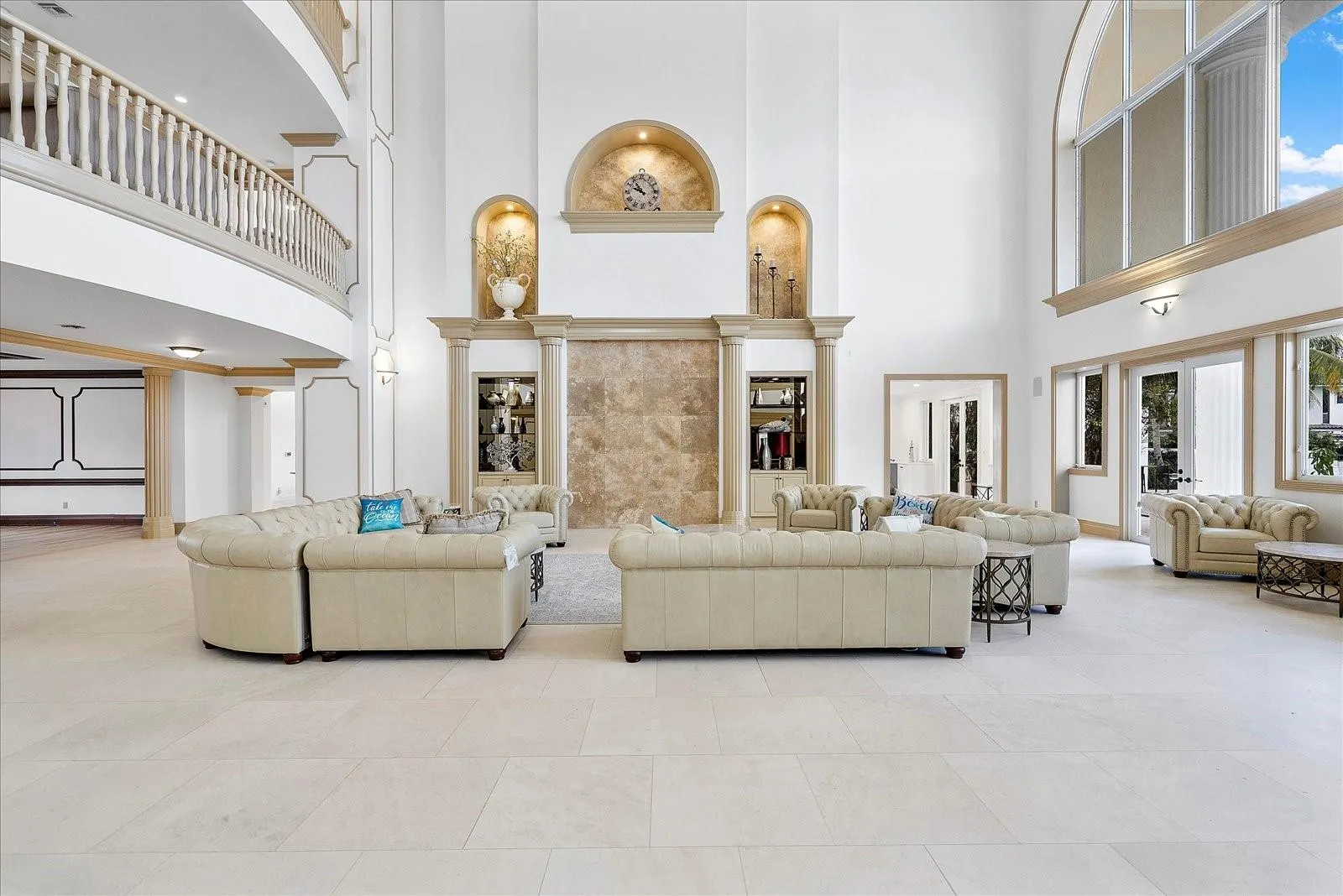 414 RIVIERA ISLE