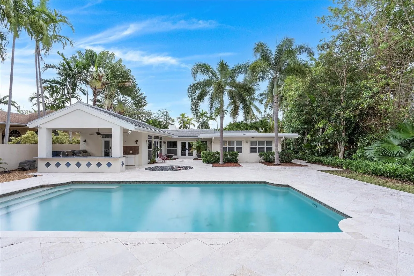 414 RIVIERA ISLE