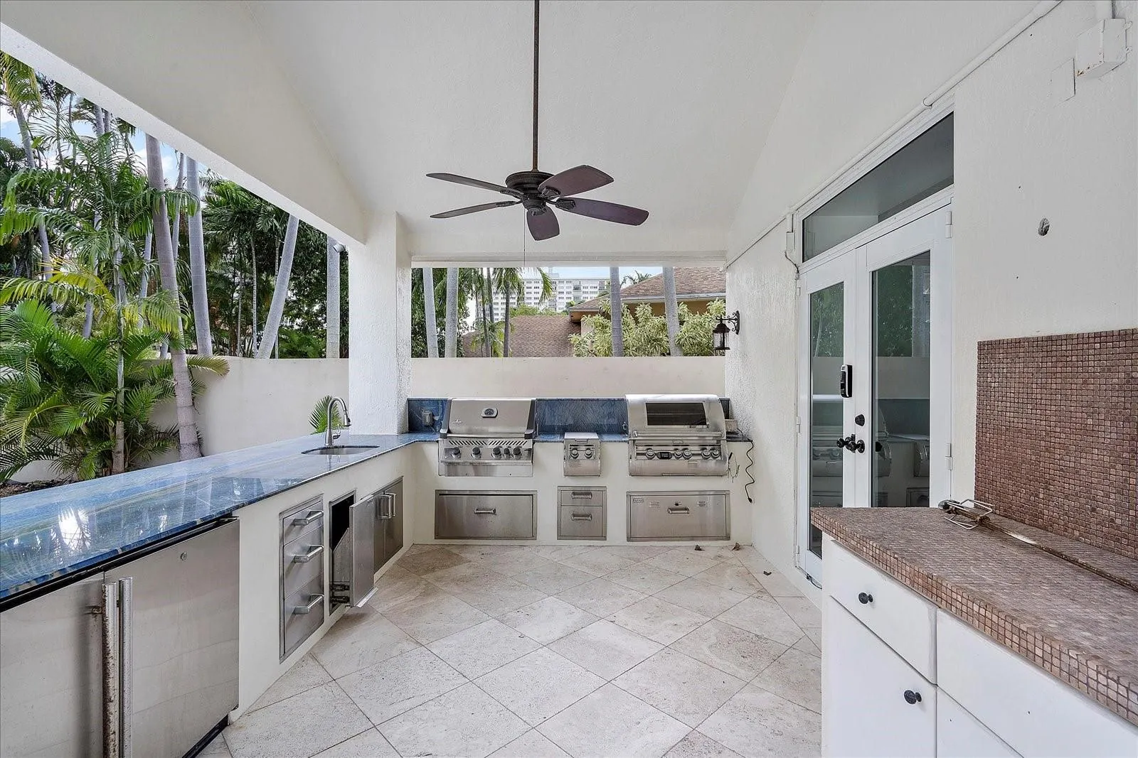 414 RIVIERA ISLE