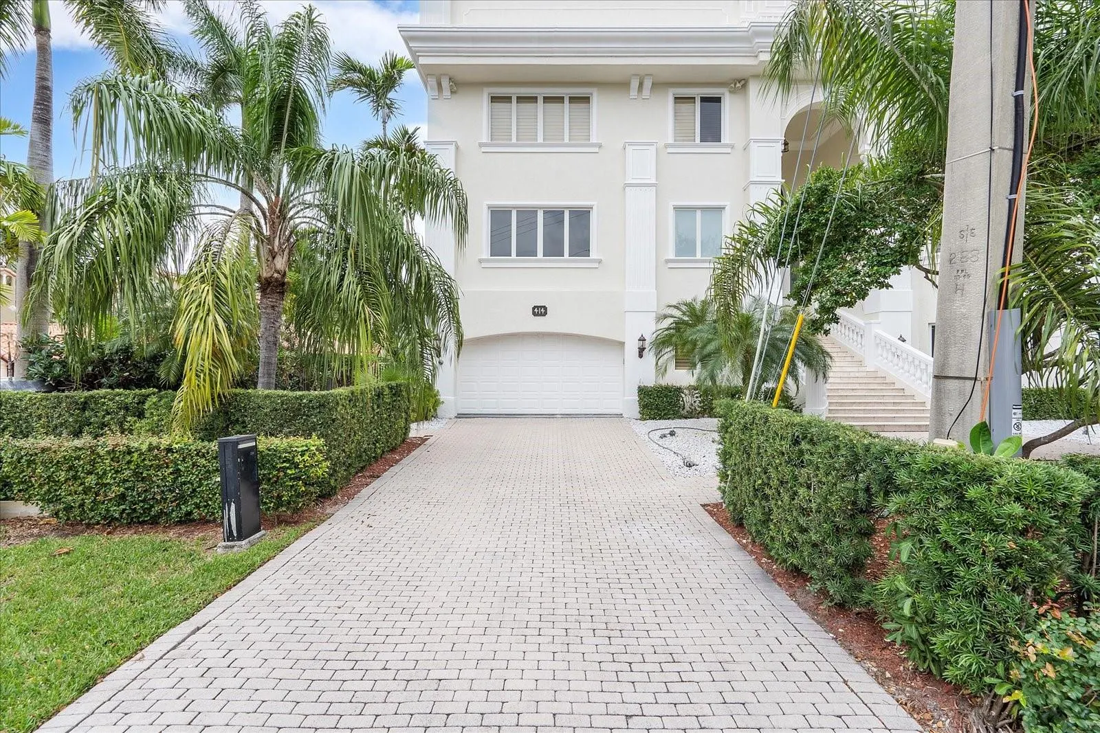 414 RIVIERA ISLE