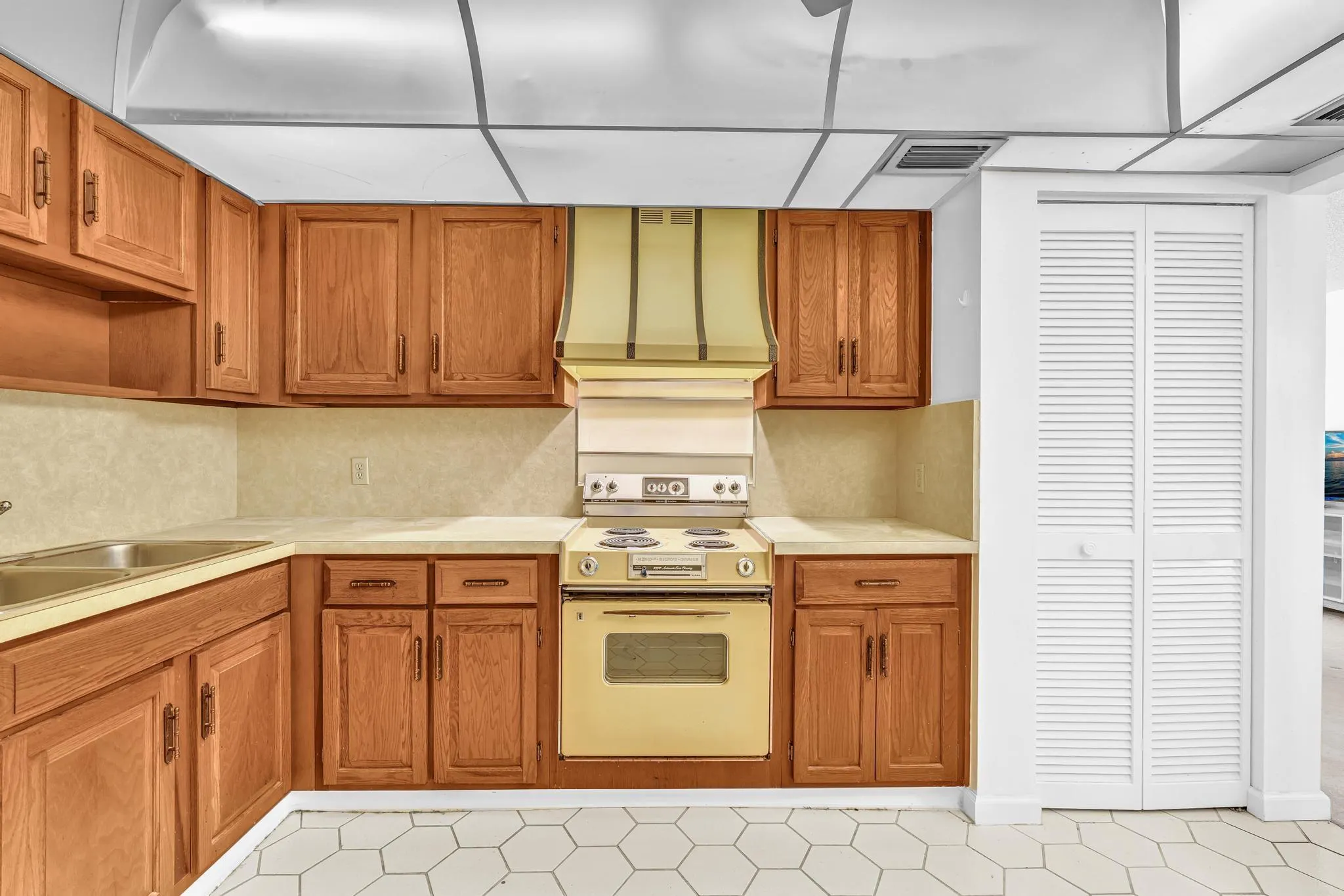 1370 S Ocean Blvd, #1107