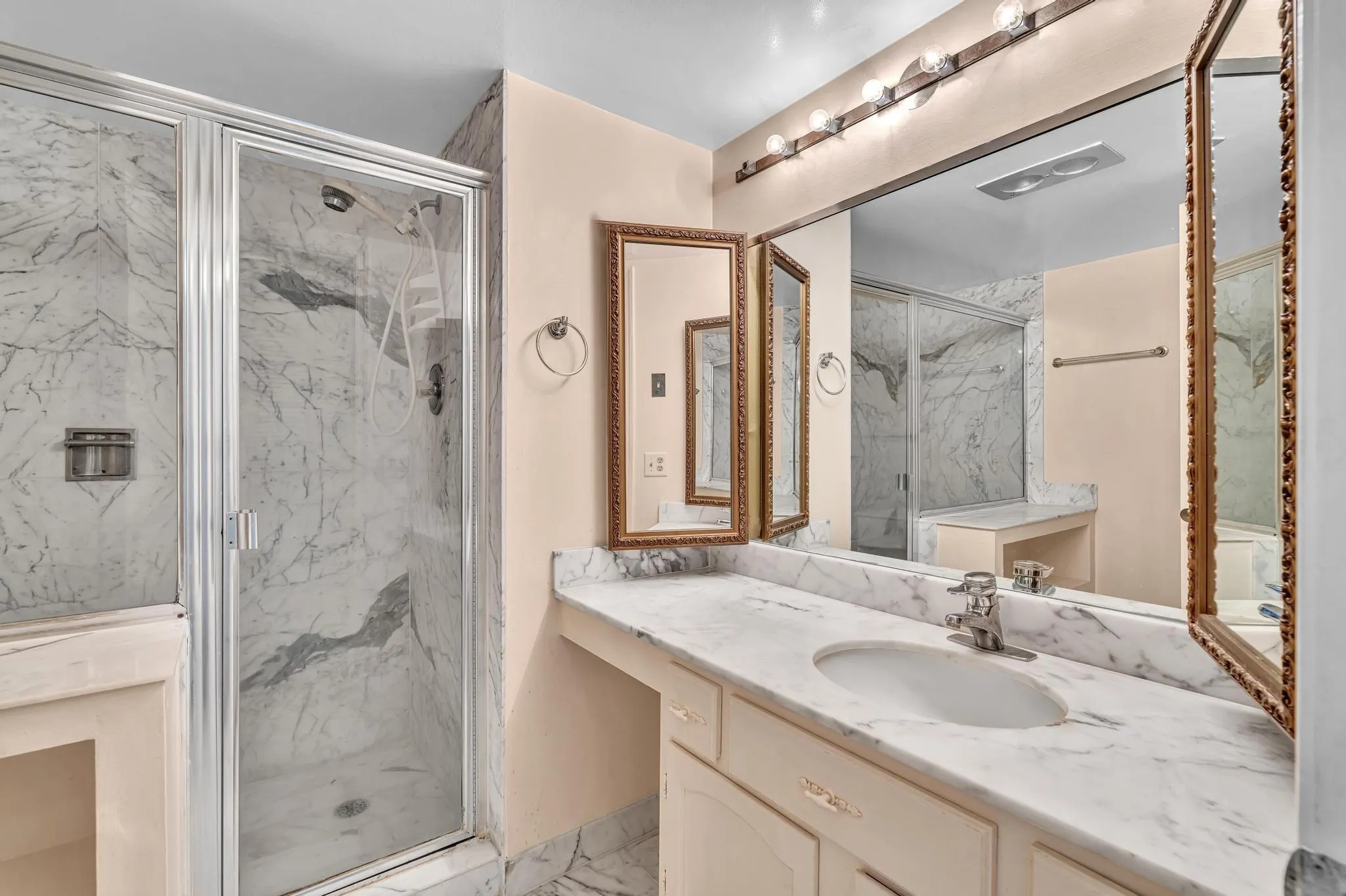 1370 S Ocean Blvd, #1107